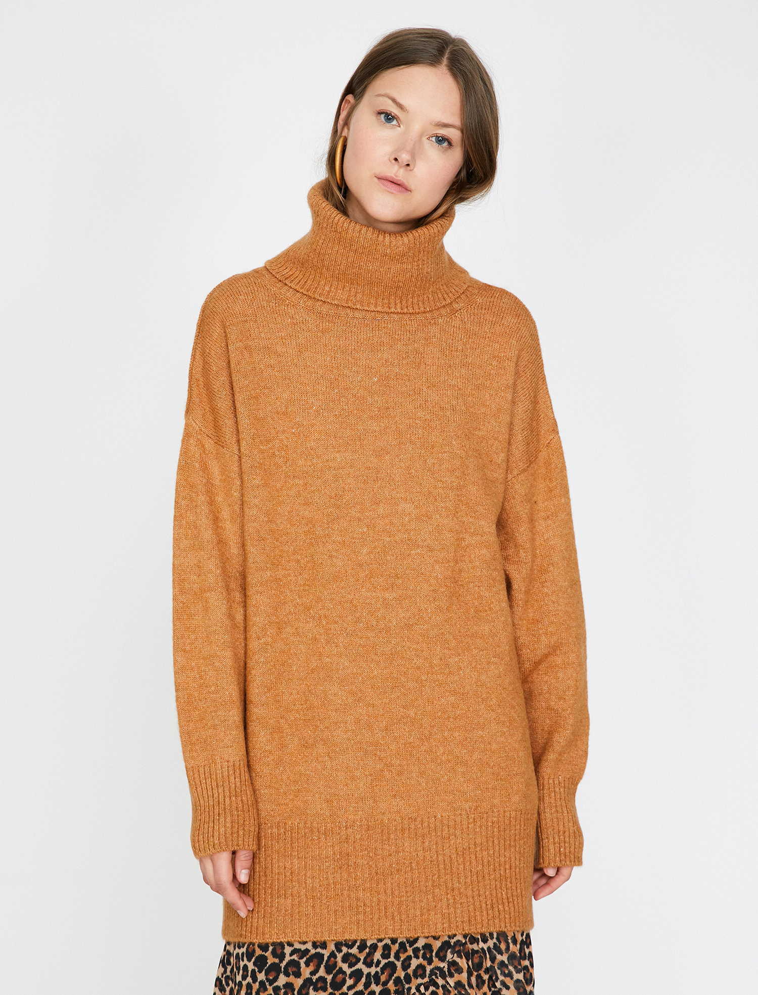   Boğazlı Triko Tunik