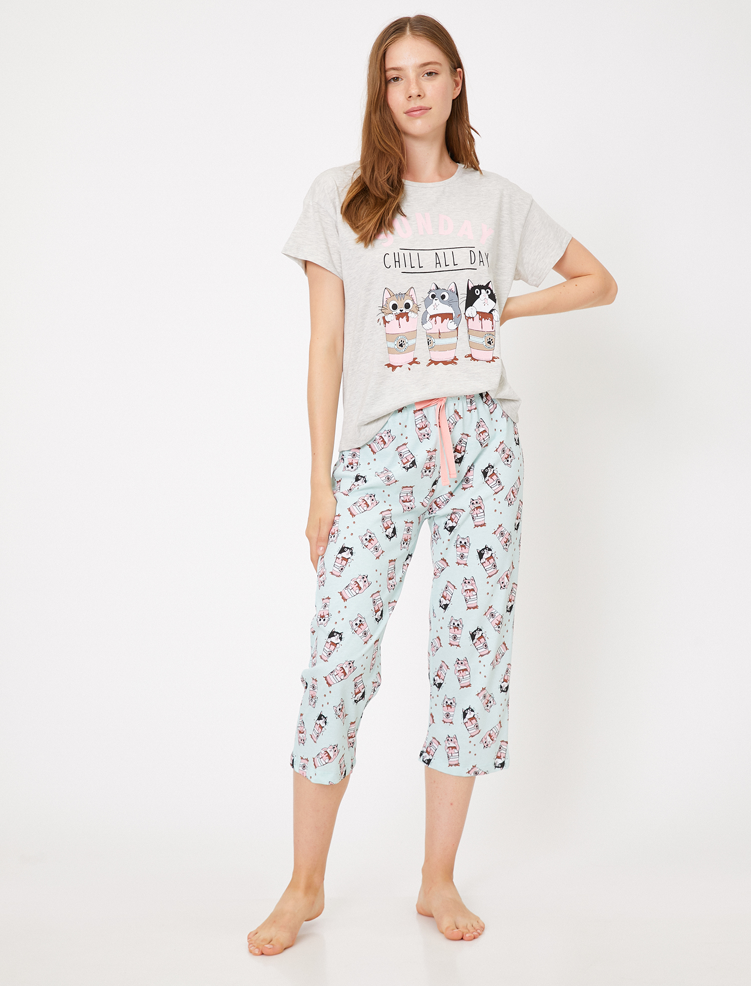   Yazılı Baskılı Pijama Takımı