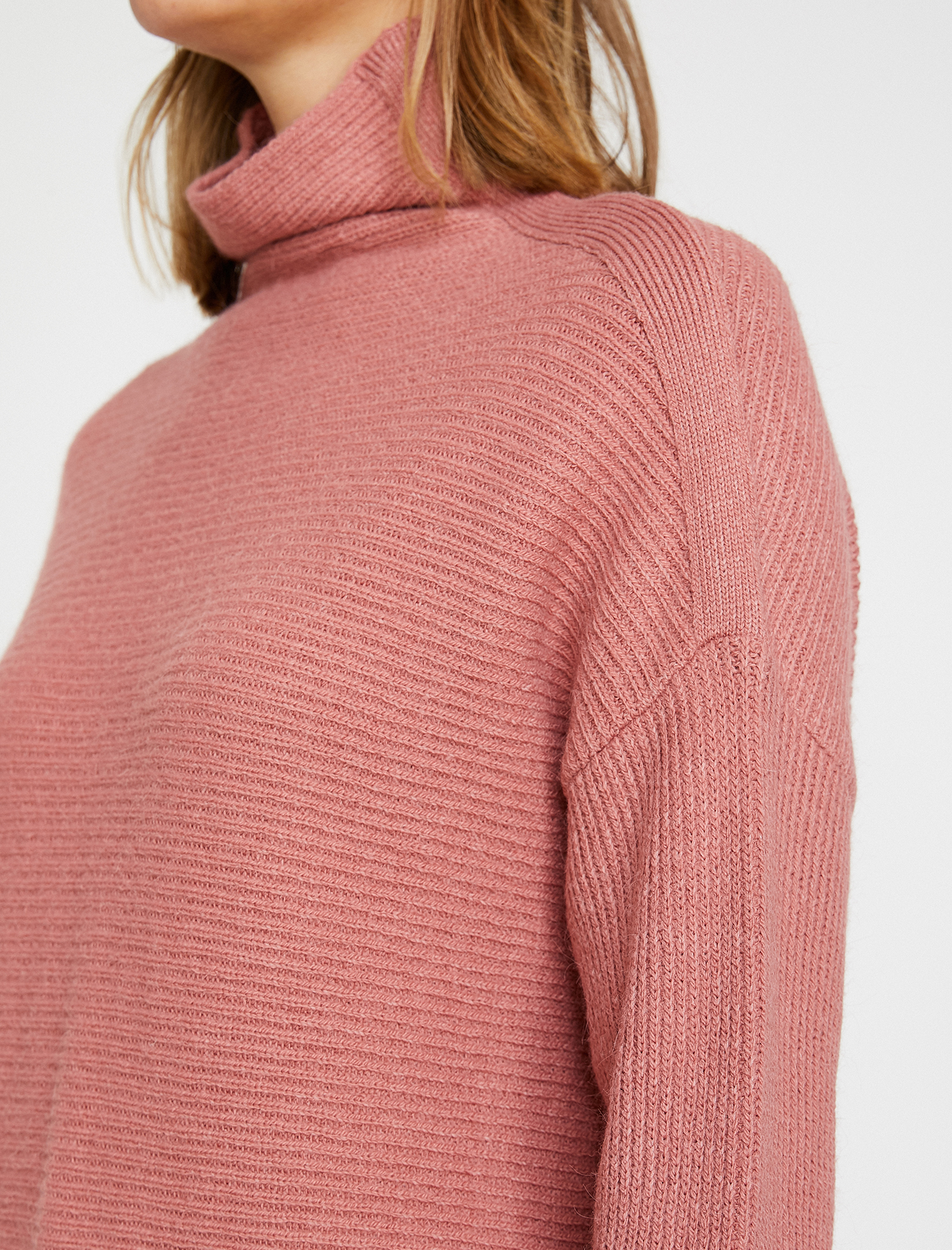   Boğazlı Triko Tunik