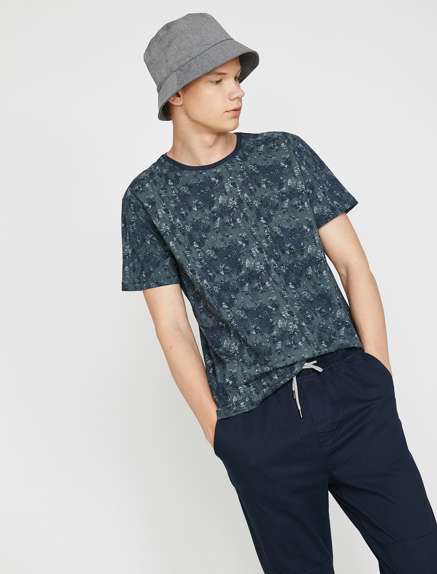   Desenli Tişört Kısa Kollu