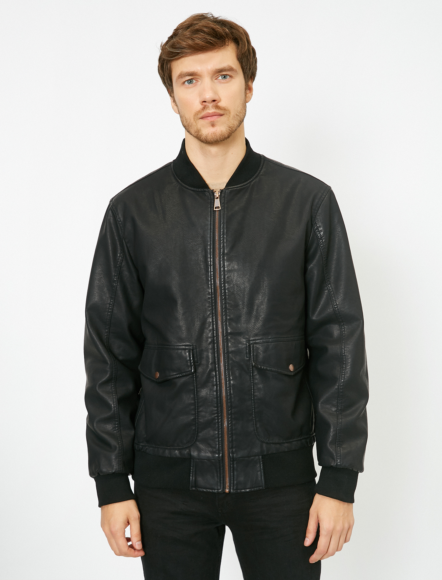   Deri Görünümlü Mont