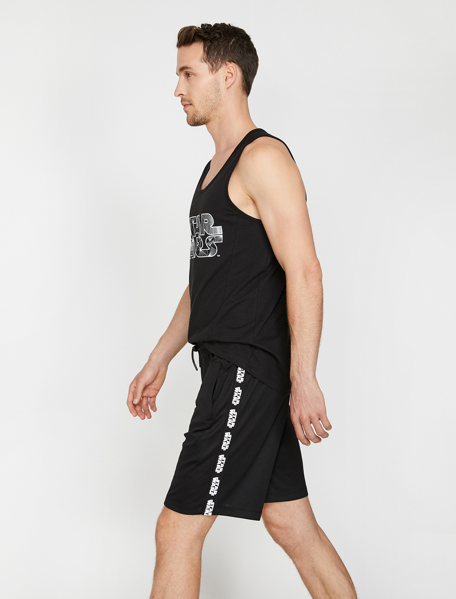   Star Wars Lisanslı Baskılı Şort