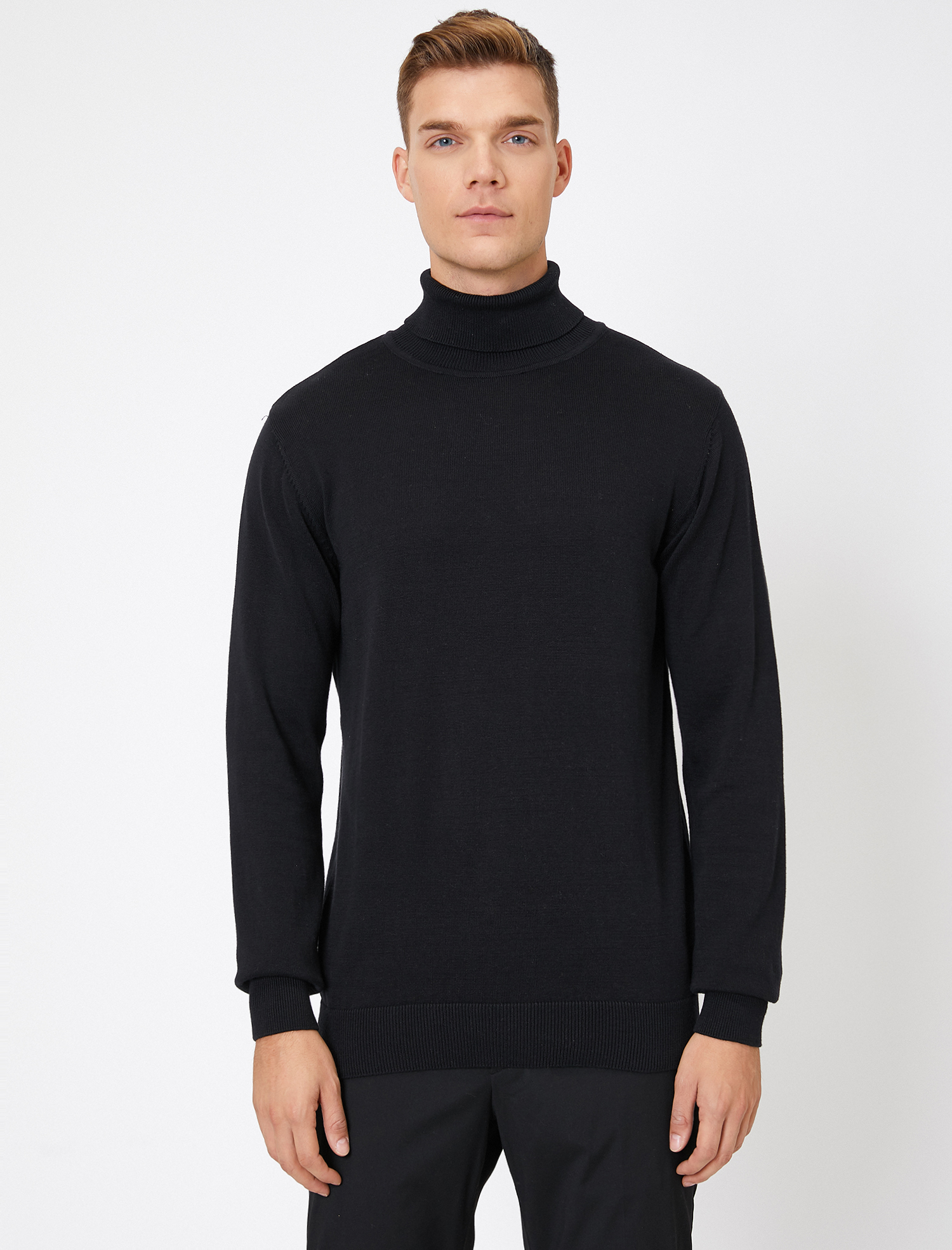   Boğazlı Triko Kazak