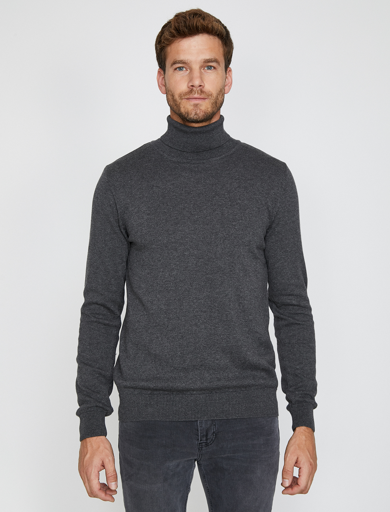   Boğazlı Triko Kazak