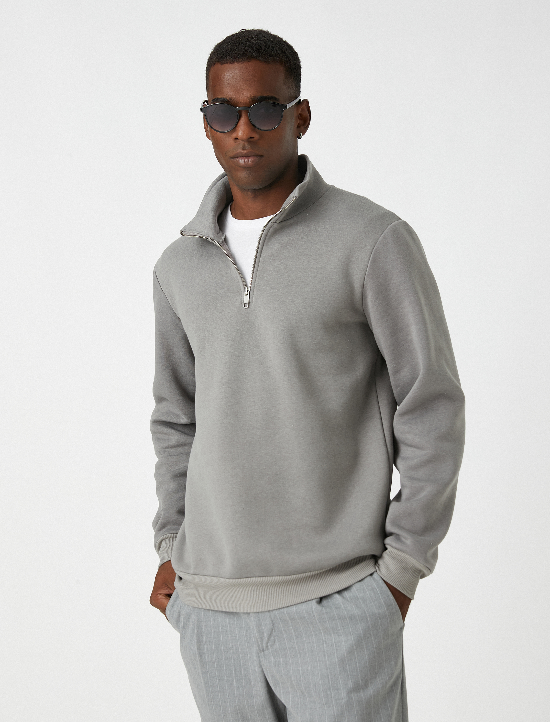   Fermuarlı Sweatshirt Dik Yaka Şardonlu