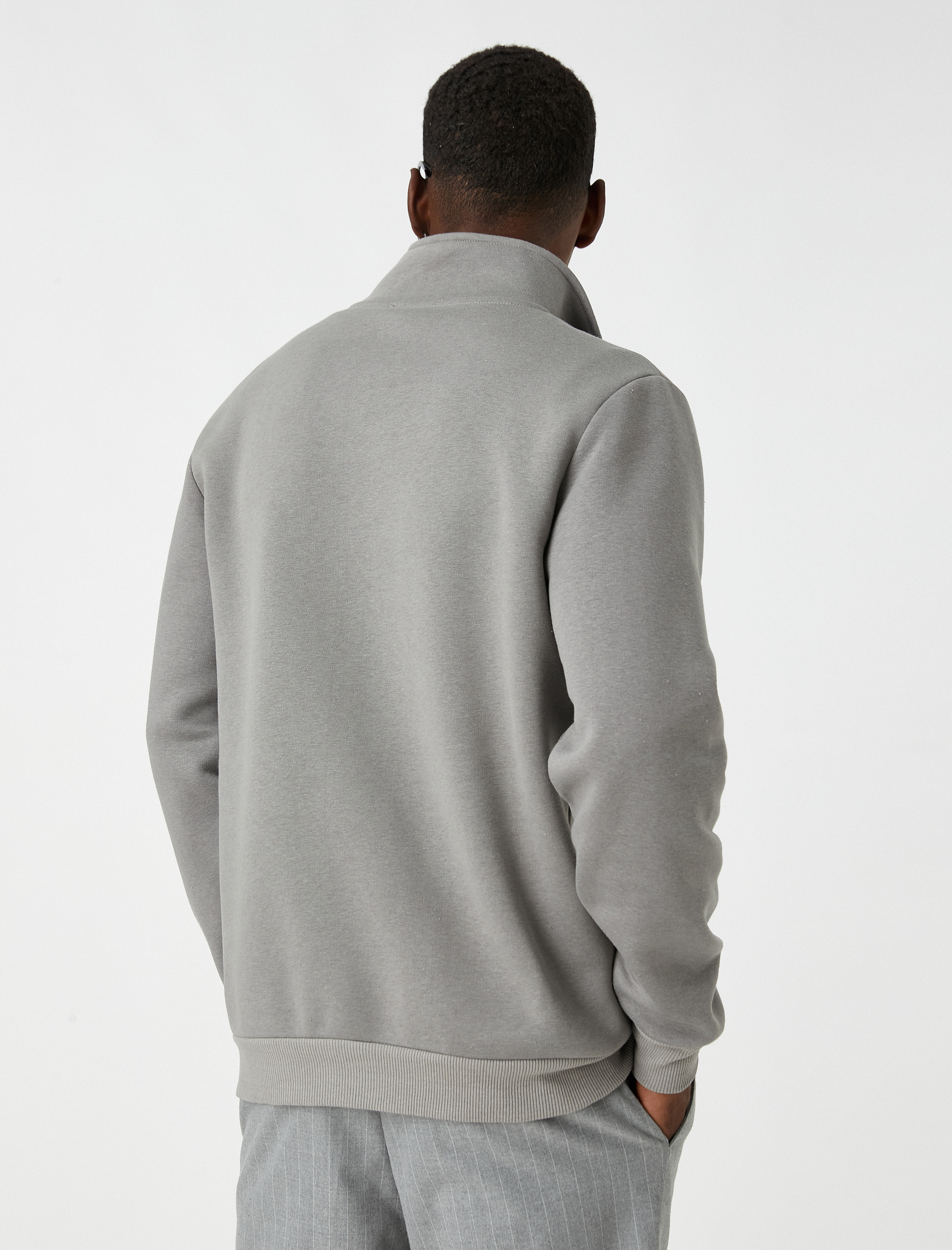   Fermuarlı Sweatshirt Dik Yaka Şardonlu