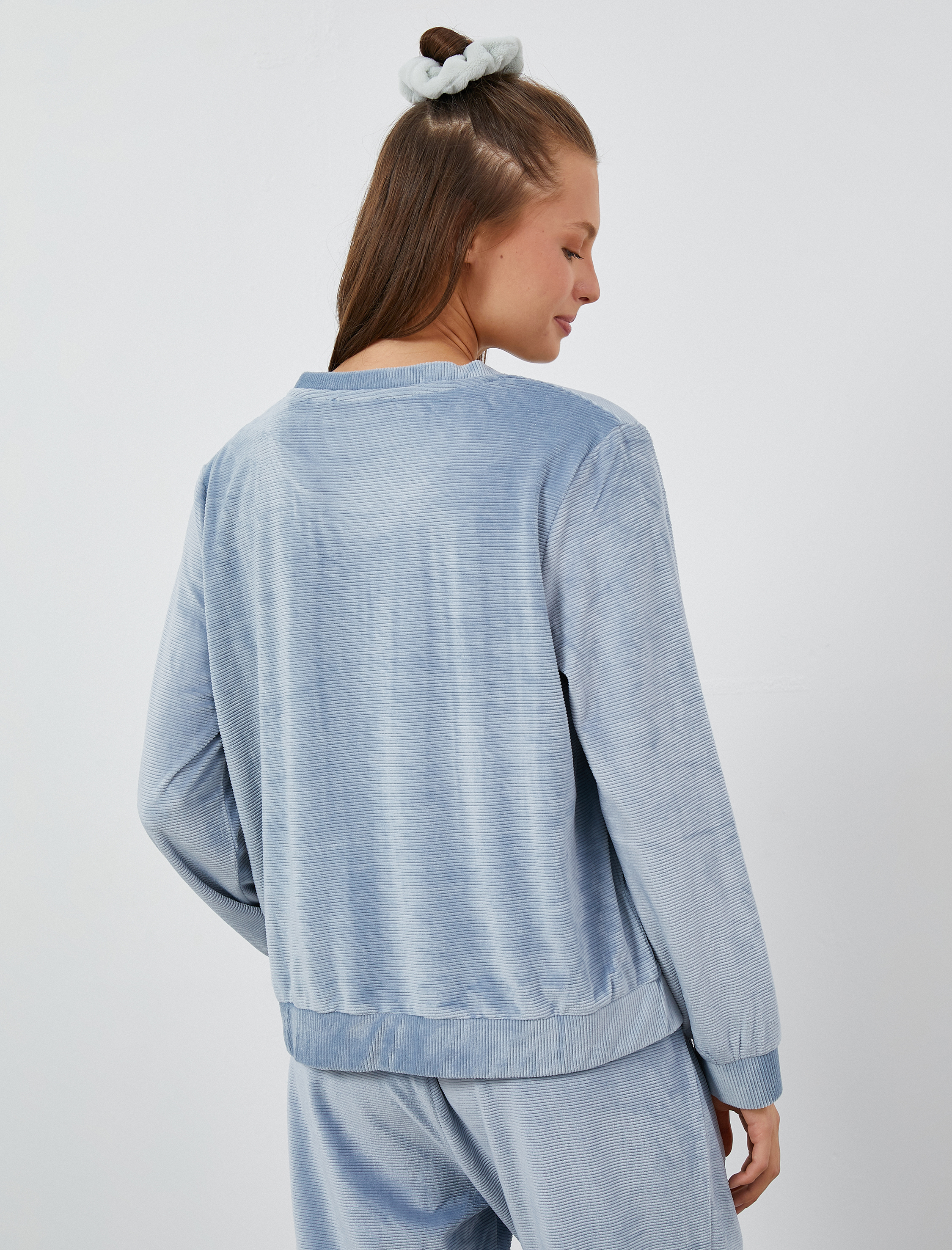   Kadife Pijama Üstü Uzun Kollu Bisiklet Yaka