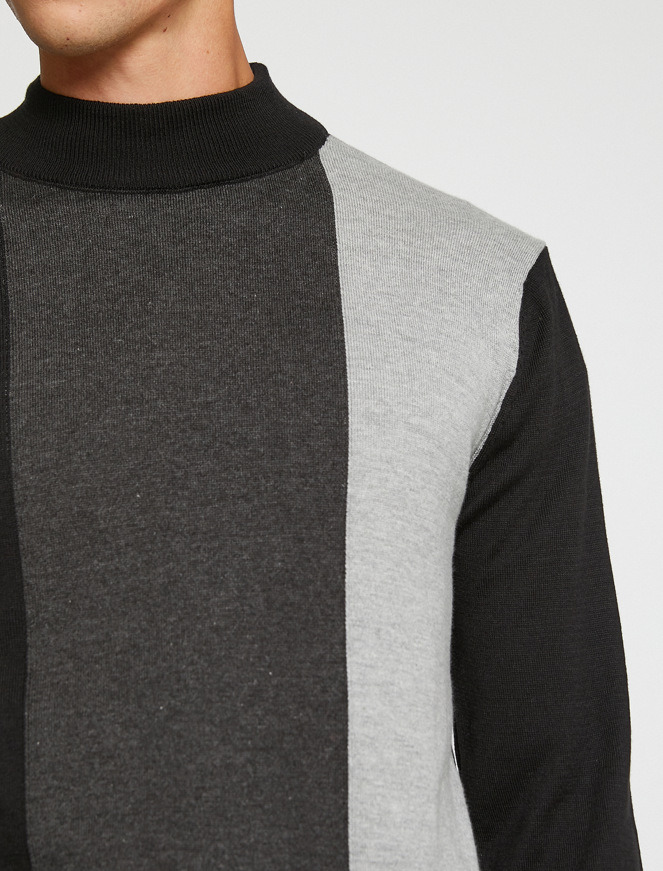   Renk Bloklu Kazak Yarım Balıkçı Yaka