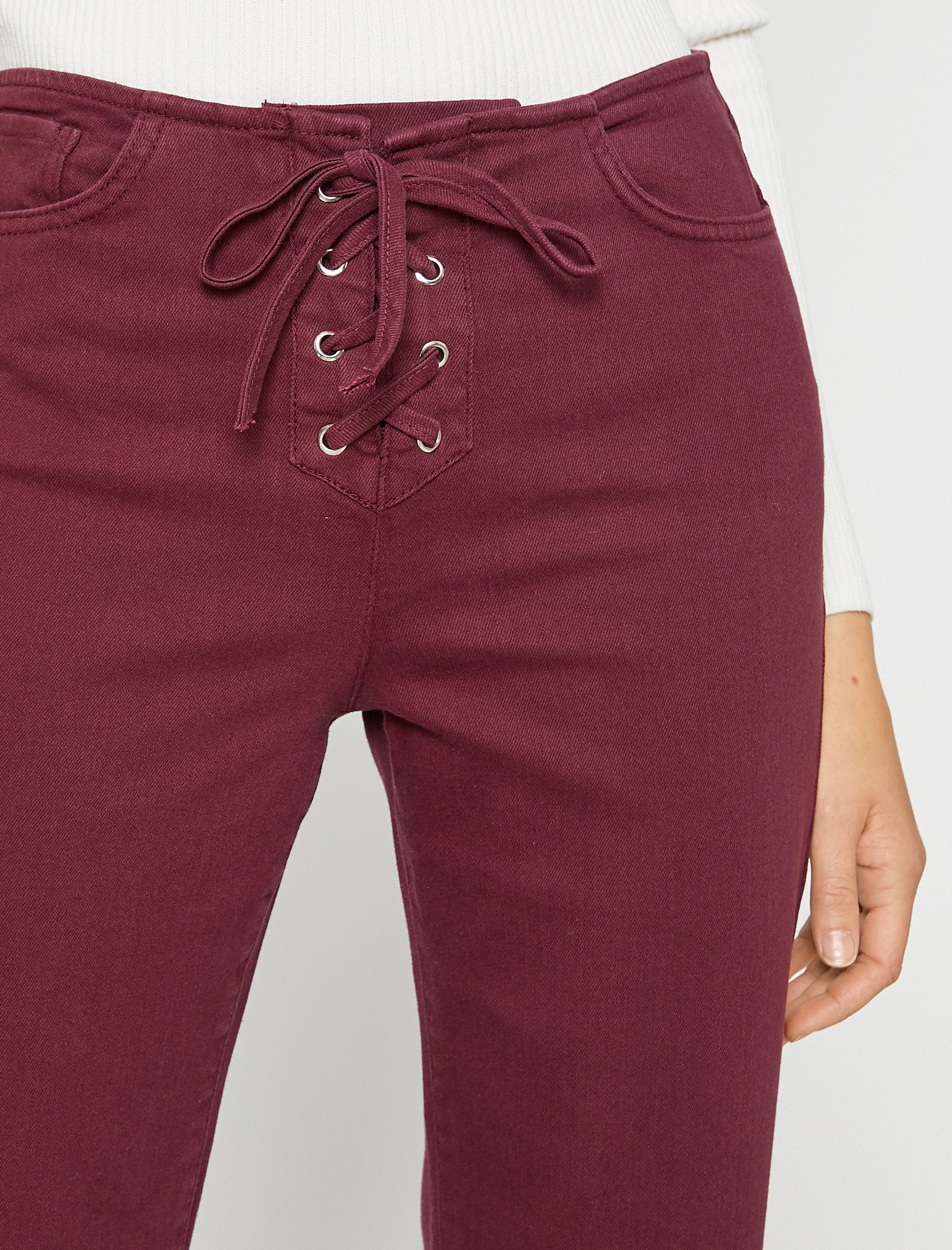   İspanyol Paça Kot Pantolon Crop Bağlama Detaylı