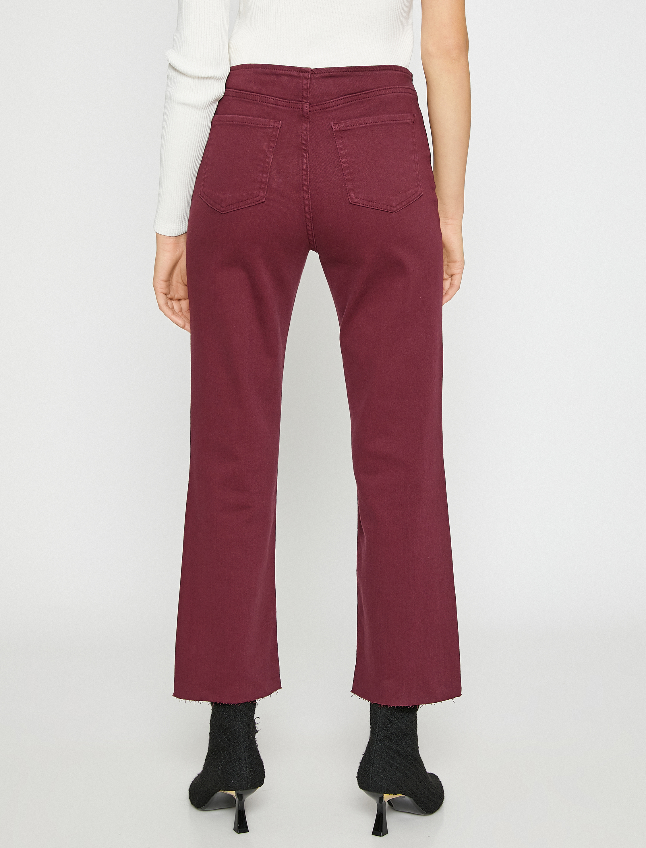   İspanyol Paça Kot Pantolon Crop Bağlama Detaylı