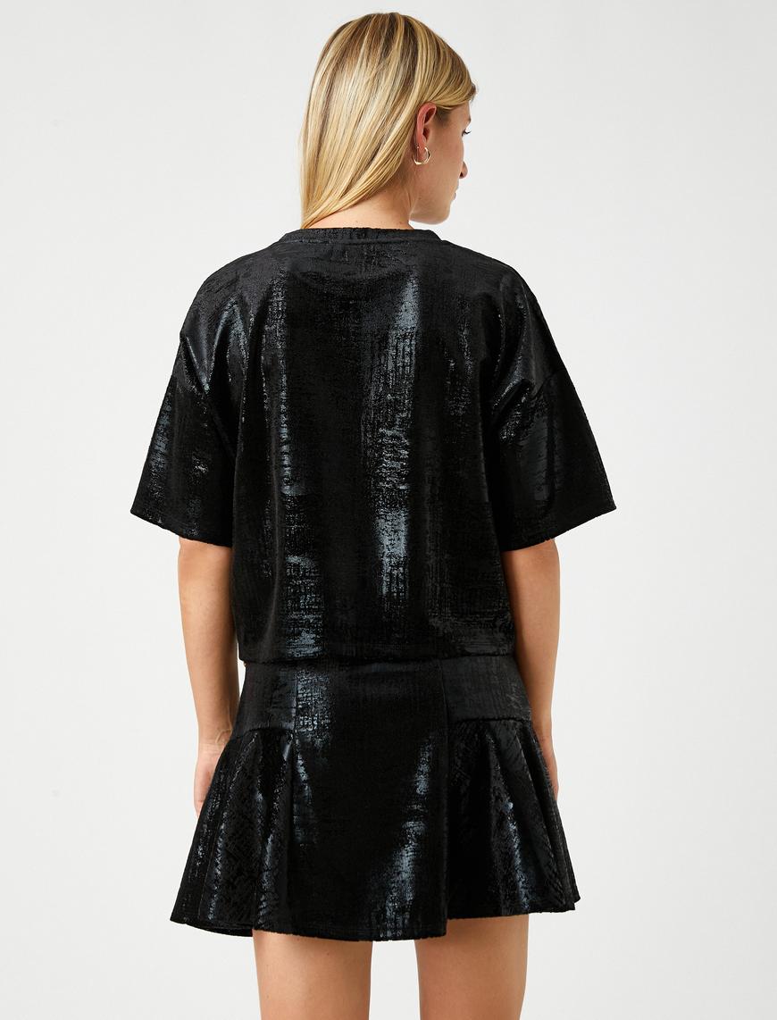   Jakarlı Oversize Tişört