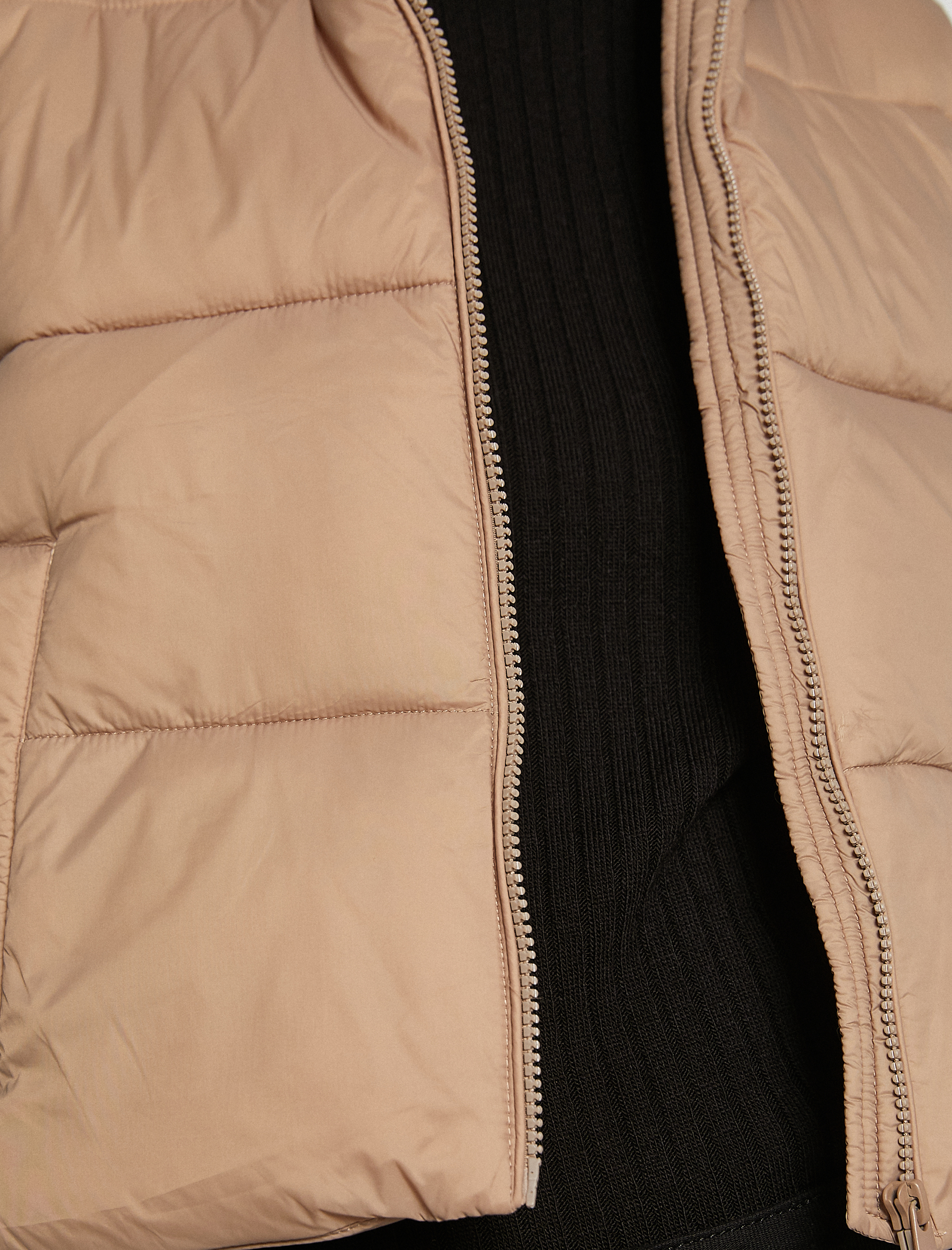   Kapüşonlu Şişme Yelek