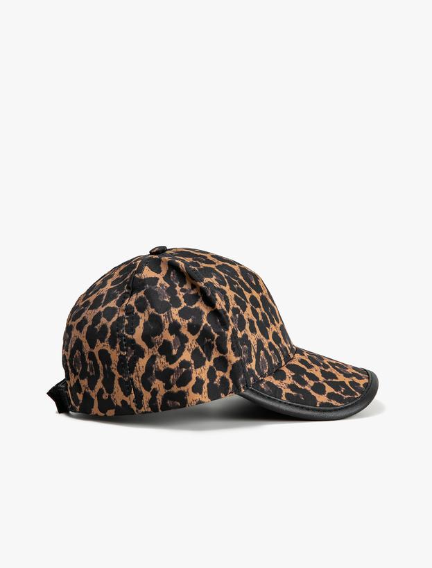  Kadın Leopar Desenli Cap Şapka
