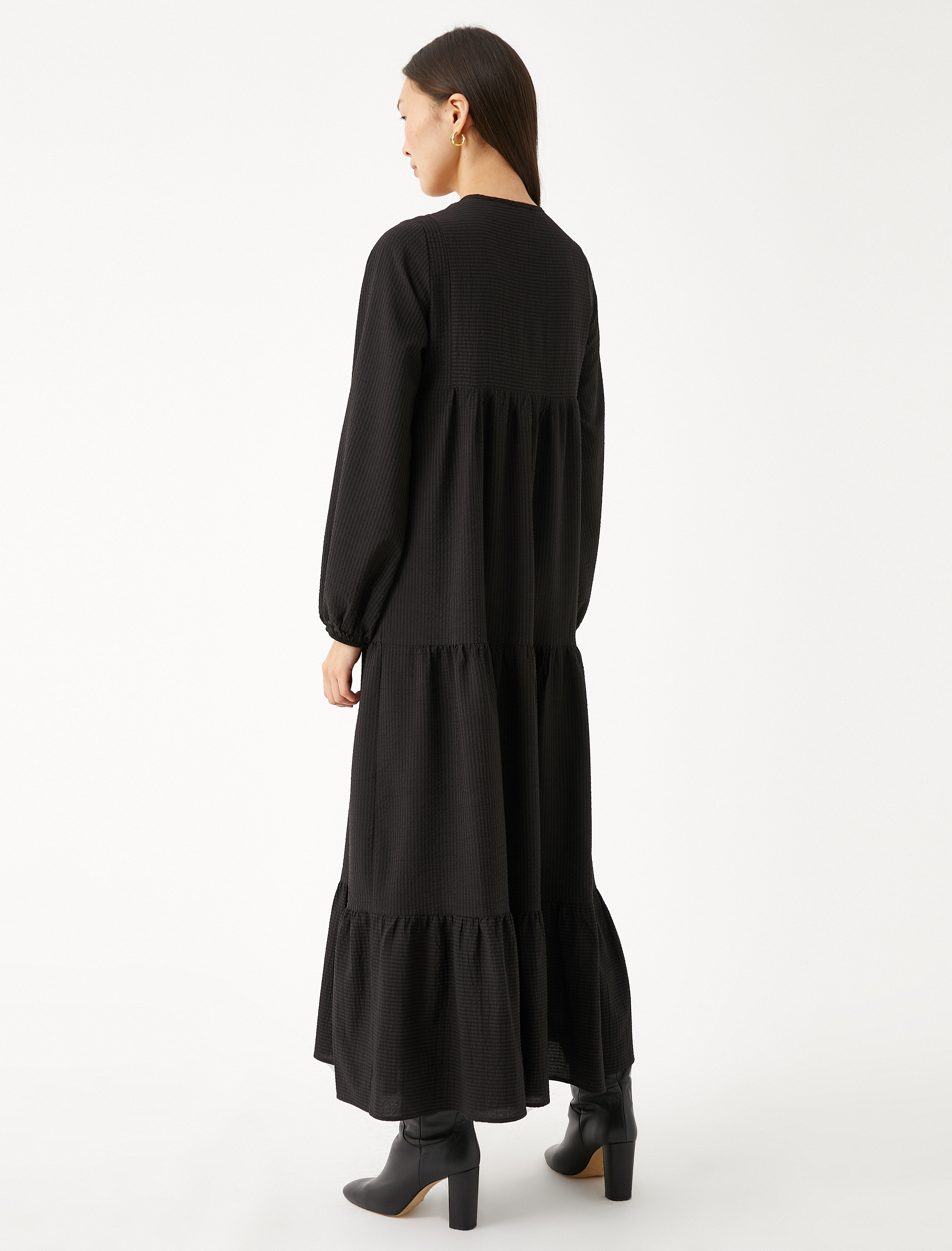   Uzun Katlı Elbise Rahat Kesim