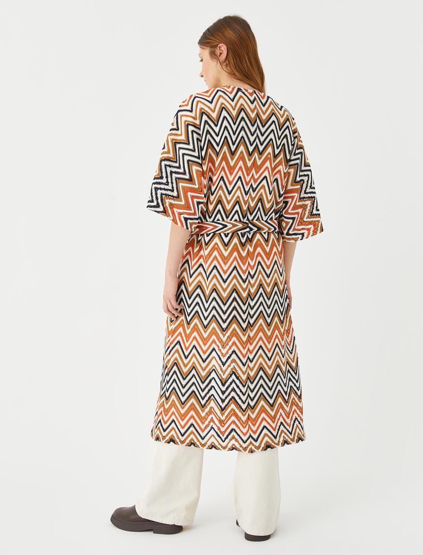   Zigzag Desenli Uzun Kimono Kuşaklı