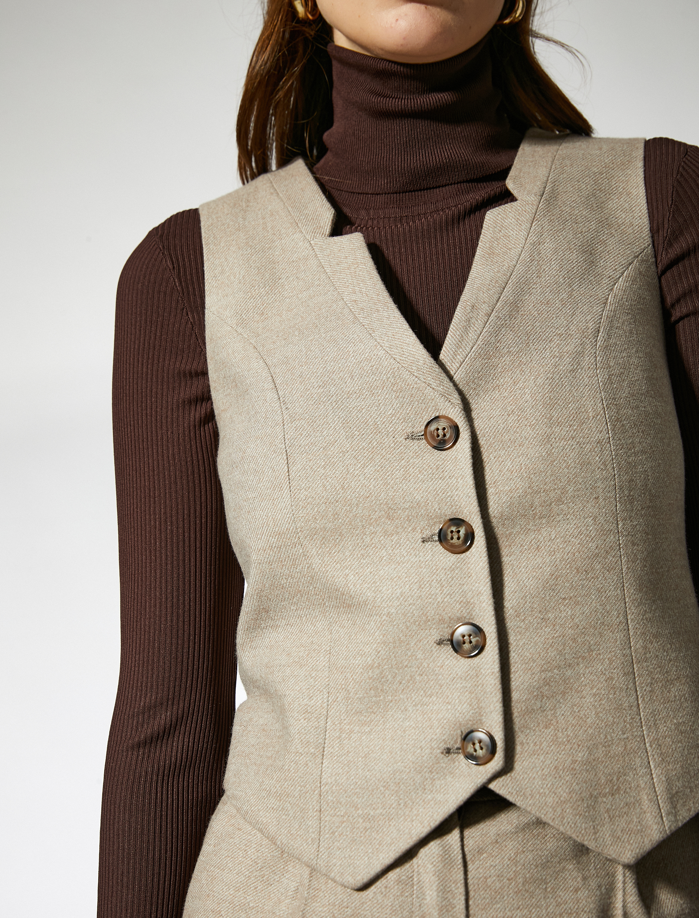   Yaka Detaylı Düğmeli Crop Yelek