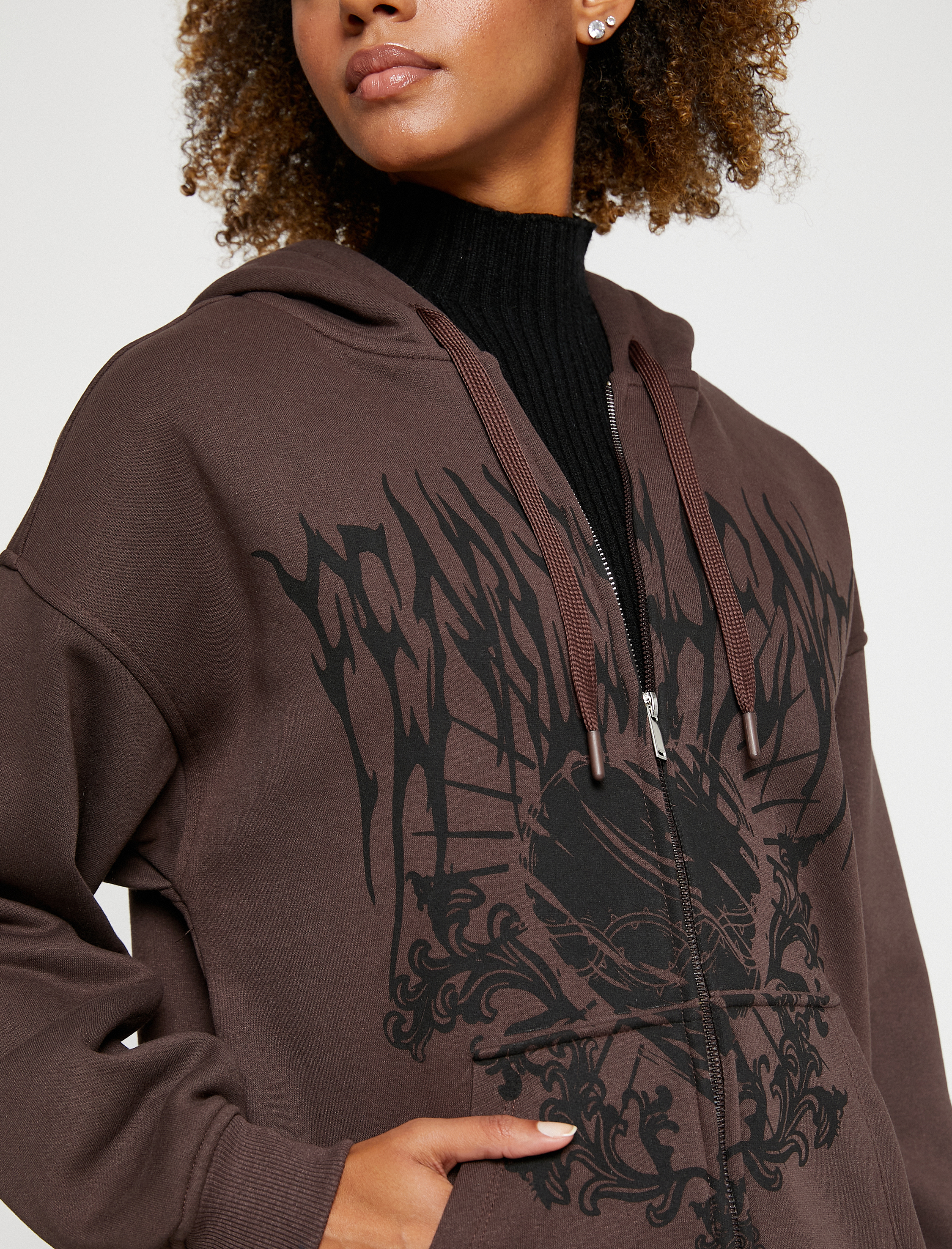   Kapüşonlu Sweatshirt Fermuarlı Baskılı Cep Detaylı İçi Polarlı