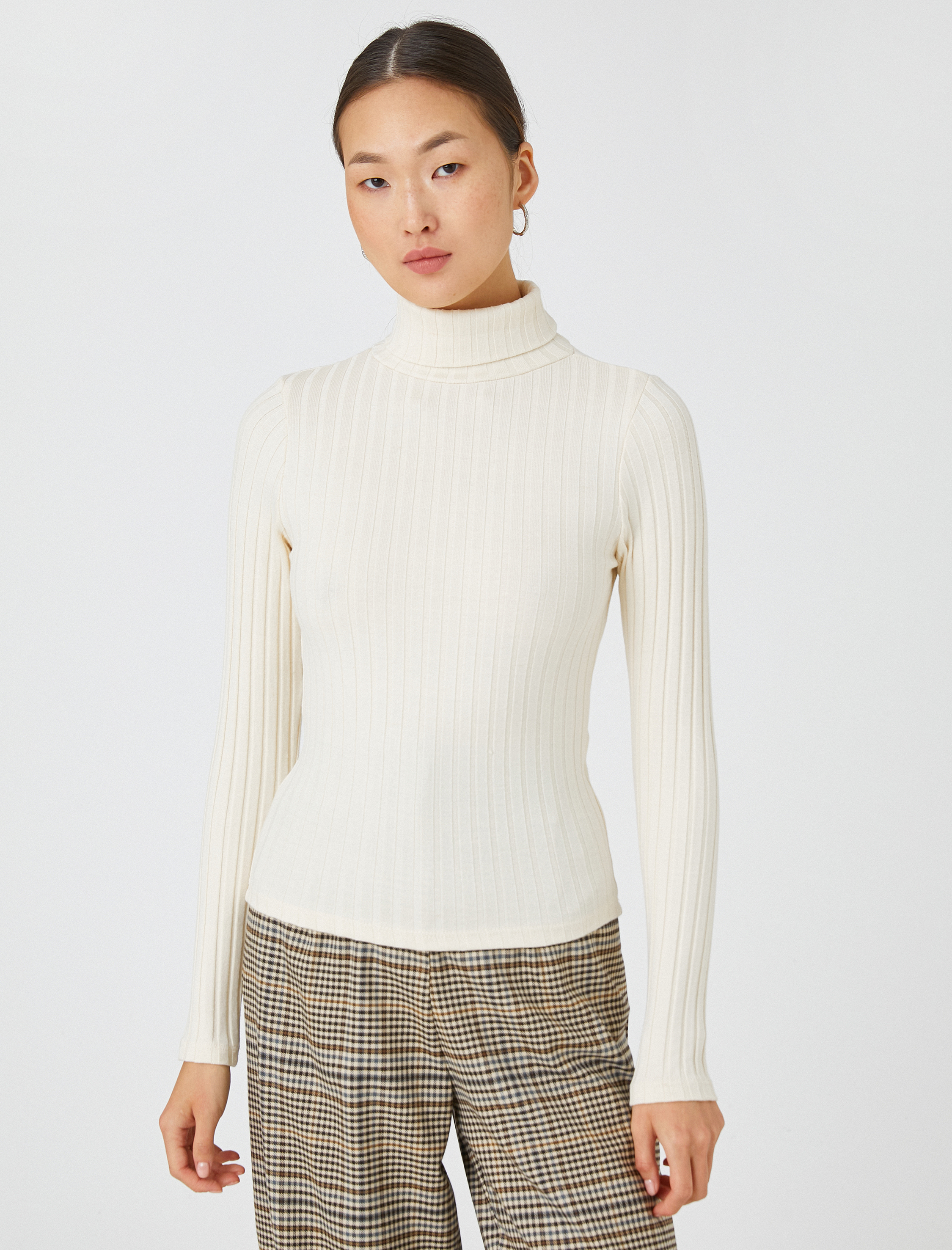   Aslıhan Malbora X Koton - Ribanalı Boğazlı Kazak