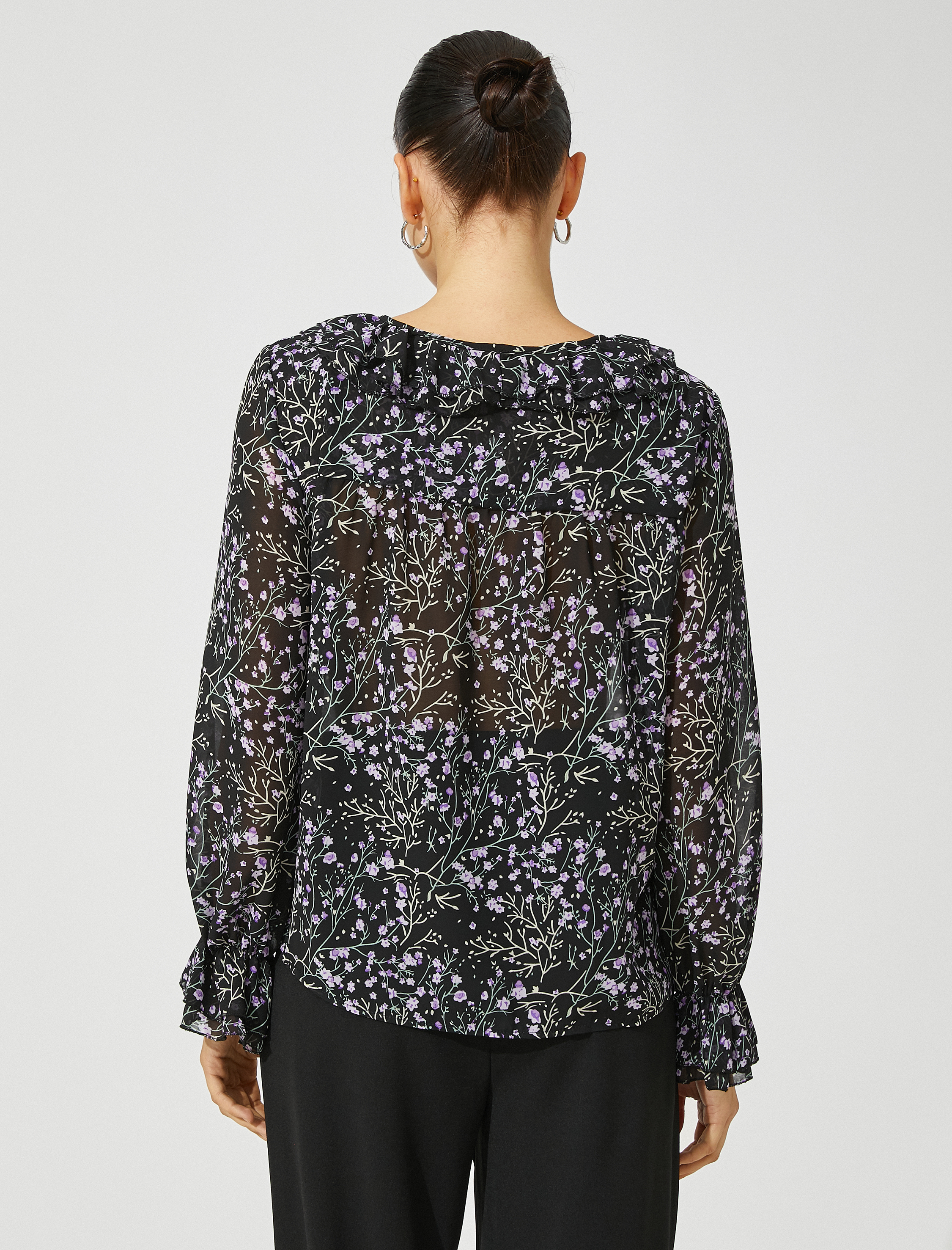   Çiçekli Şifon Bluz Volanlı