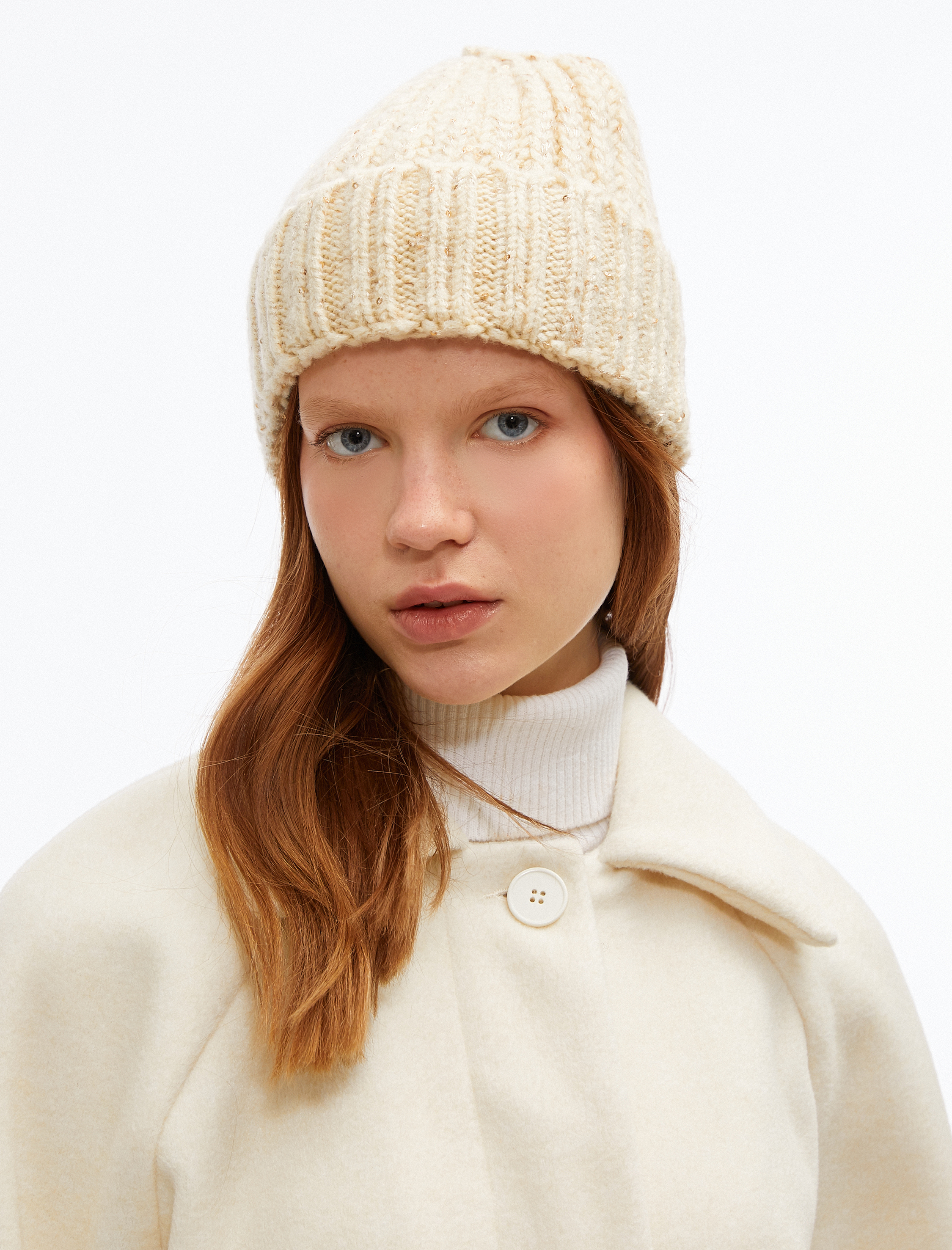  Kadın Lastikli Örgü Bere