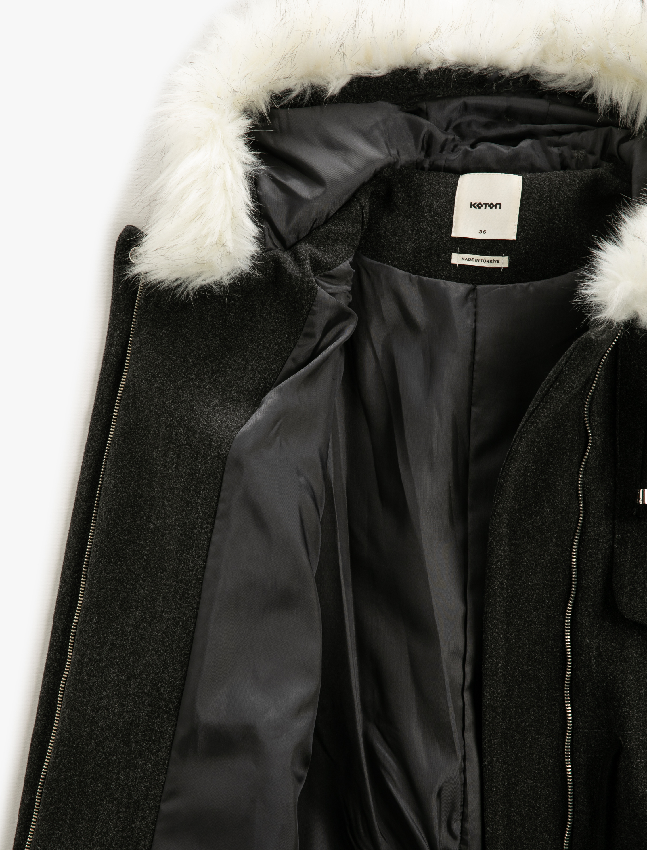   Peluş Detaylı Kaban Beli Bağlamalı