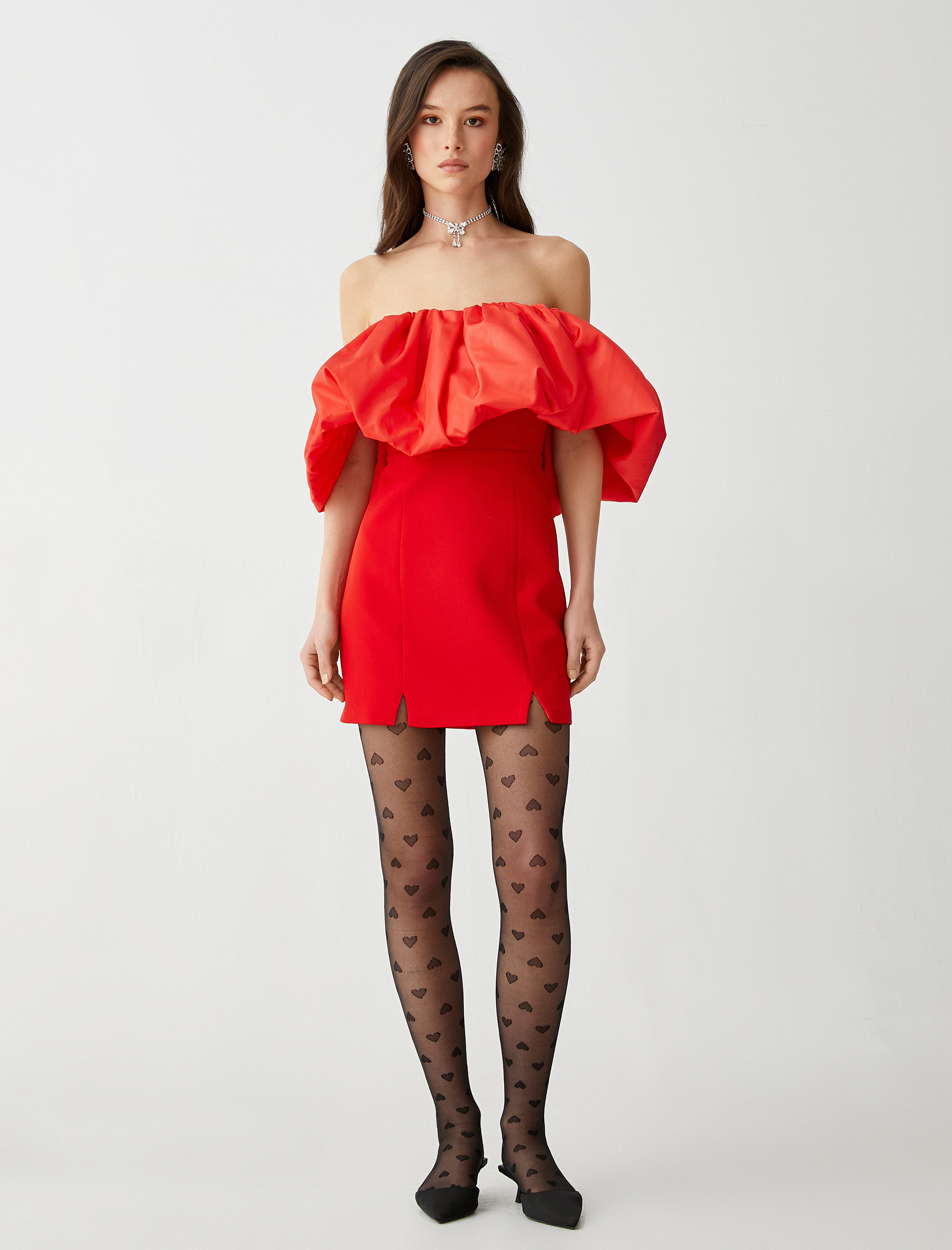   Omzu Açık Yırtmaçlı Mini Abiye Elbise