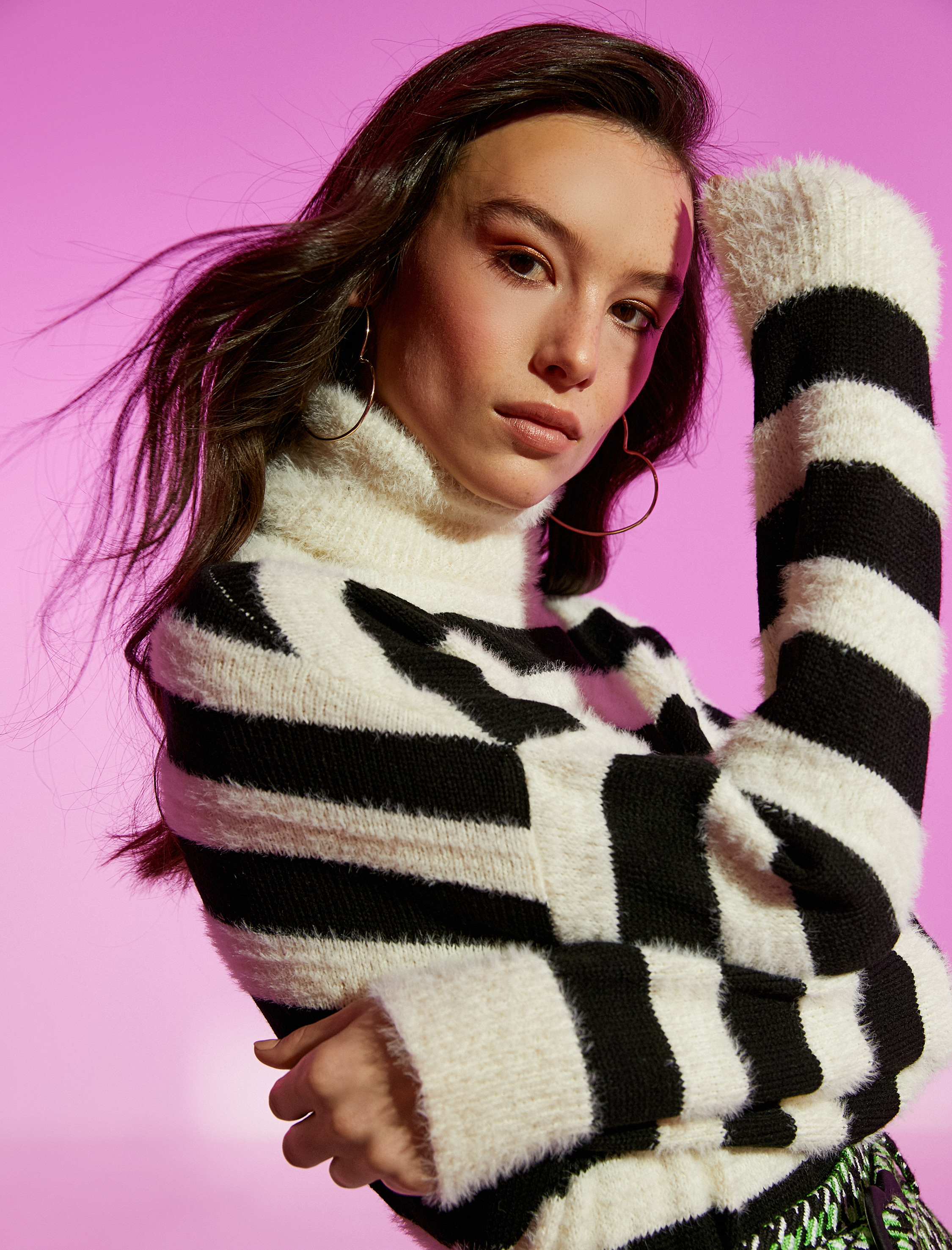   Yumuşak Dokulu Boğazlı Triko Kazak