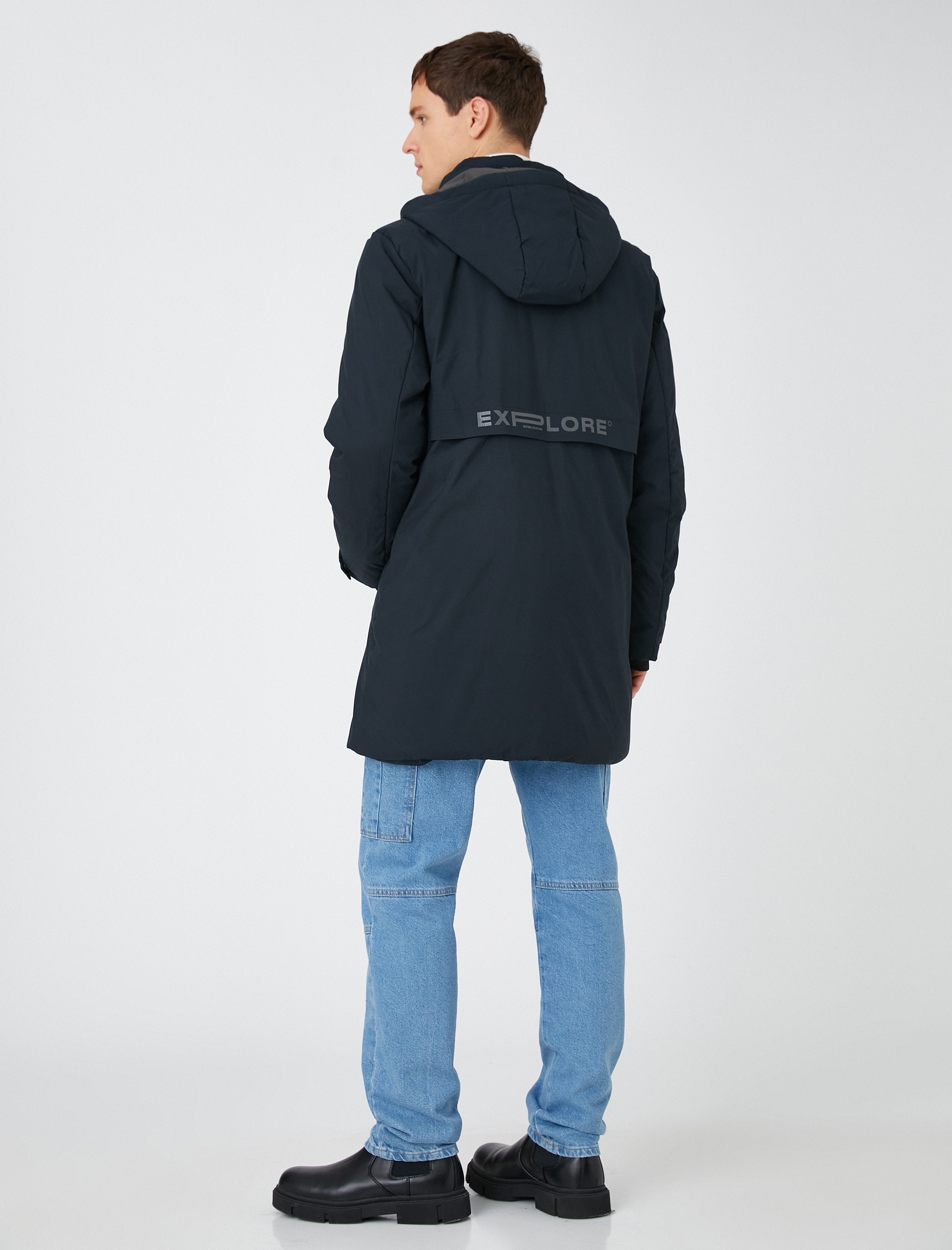   Kapşonlu Anorak Mont Fermuarlı Cepli Çıtçıt Detaylı Su Geçirmez