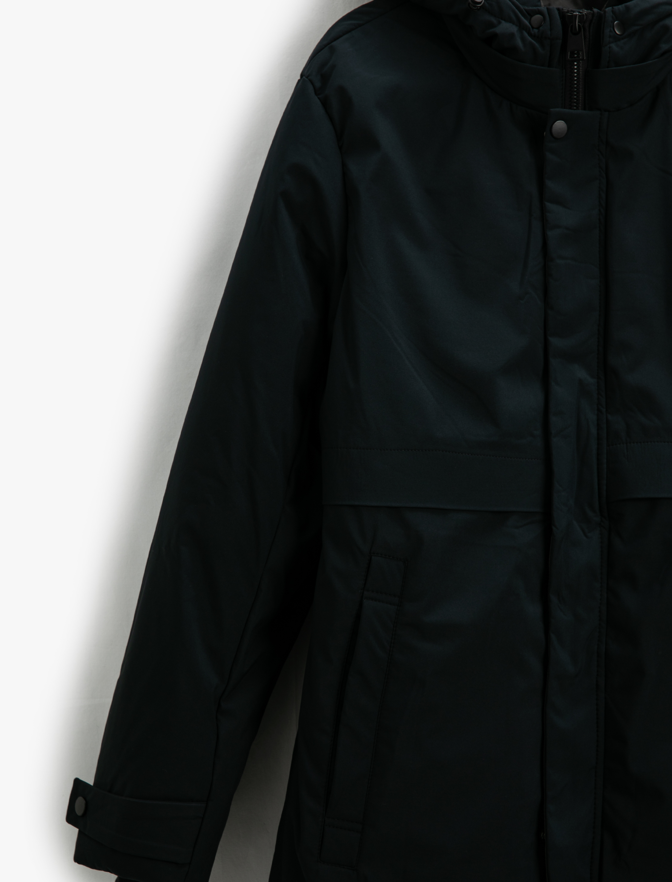   Kapşonlu Anorak Mont Fermuarlı Cepli Çıtçıt Detaylı Su Geçirmez