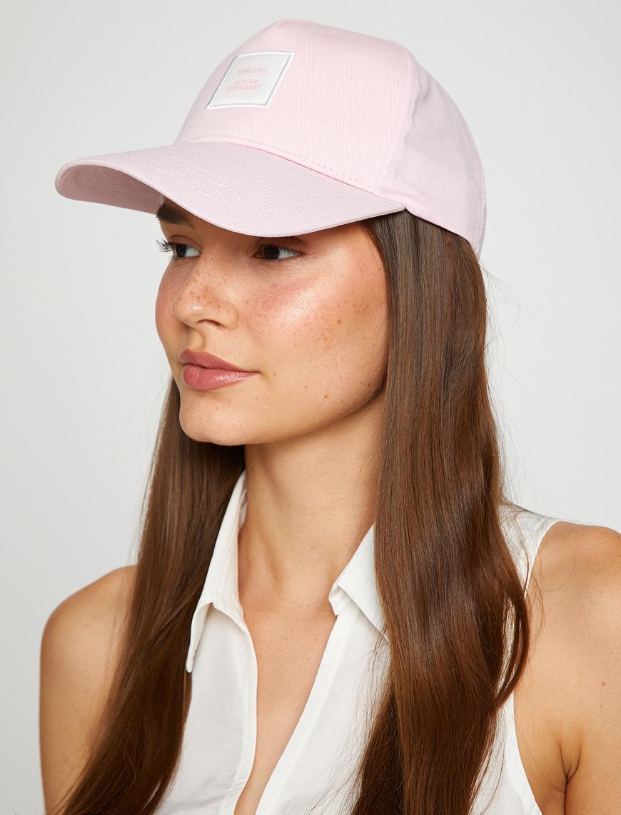 Kadın İşlemeli Slogan Baskılı Kep Şapka