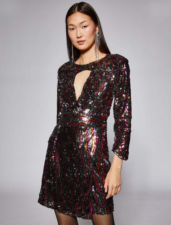  Payetli Mini Abiye Elbise Pencere Detaylı Uzun Kollu