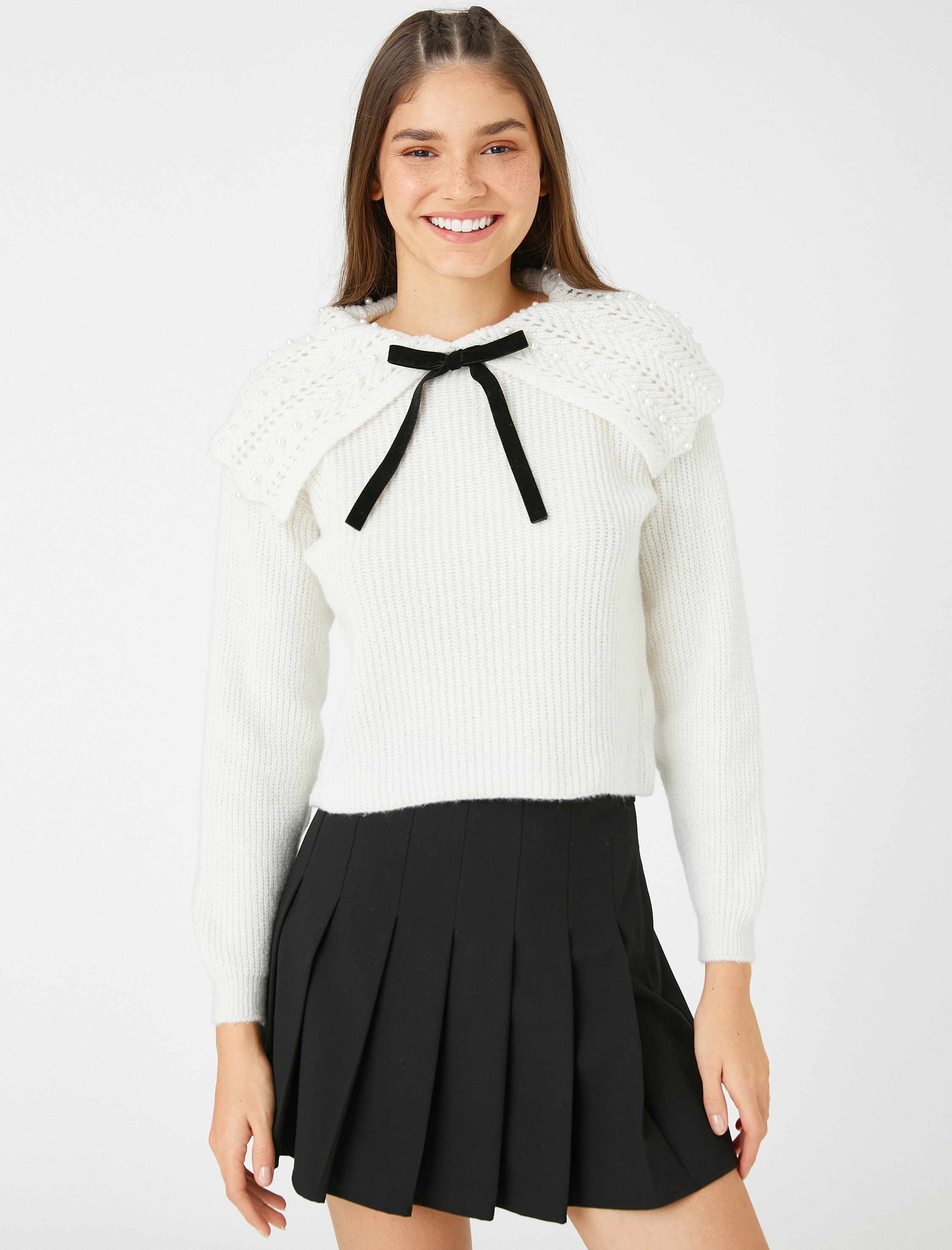   İncili Triko Kazak Yakası Kurdele Detaylı Uzun Kollu Örgü