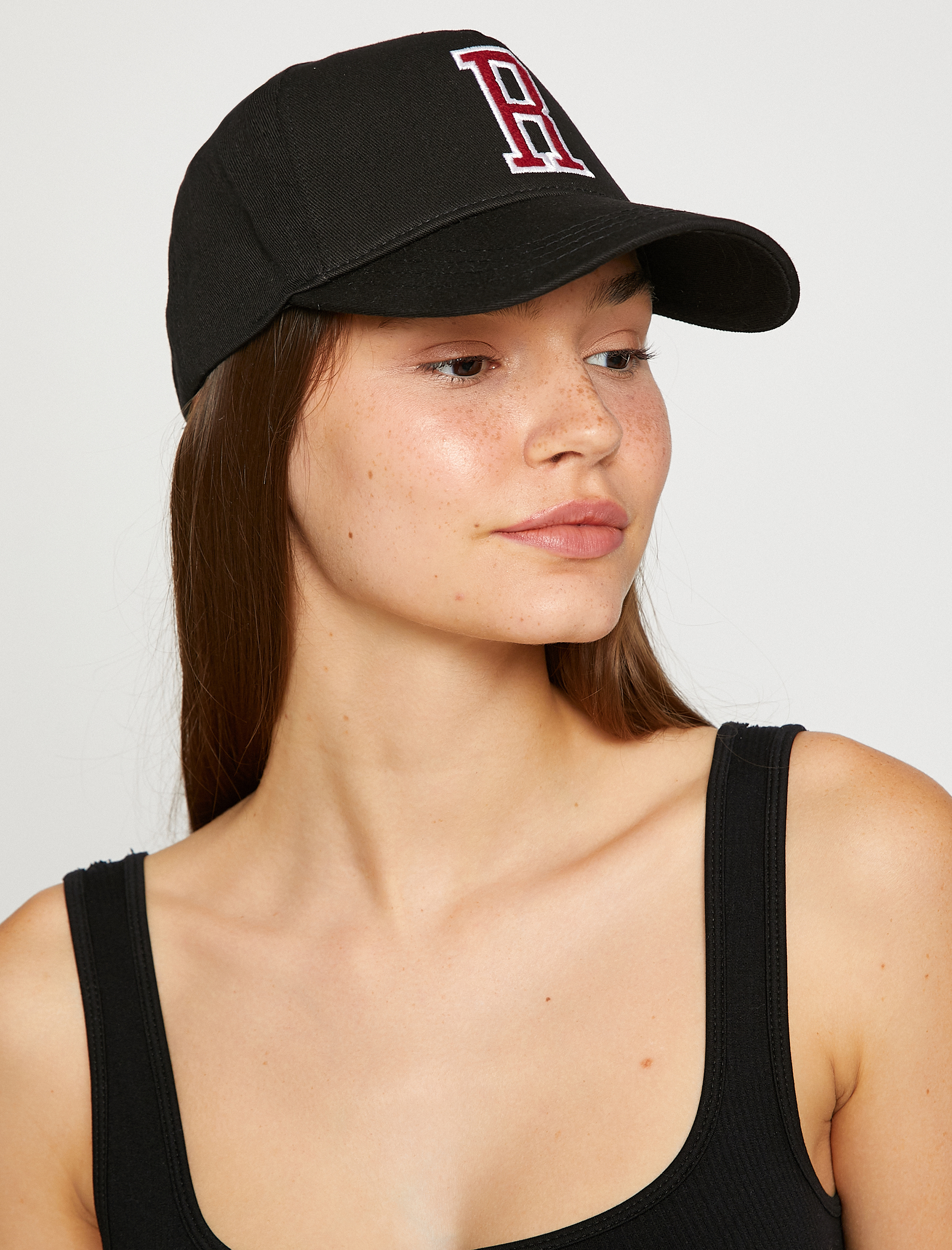  Kadın İşlemeli Pamuklu Şapka