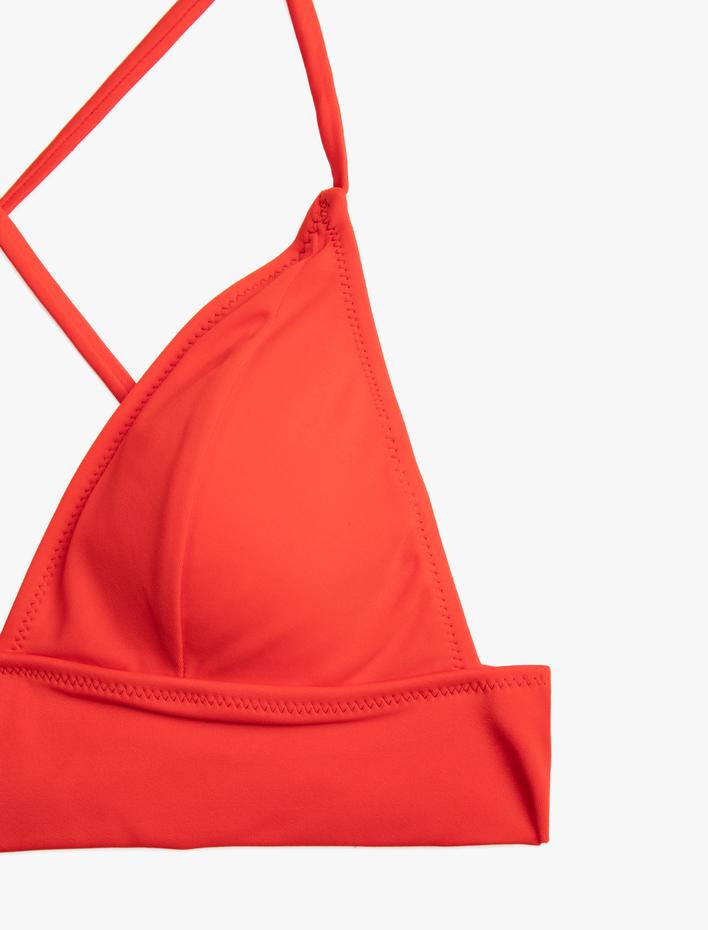  Üçgen Bikini Üstü Kaplı Çapraz Askı Detaylı