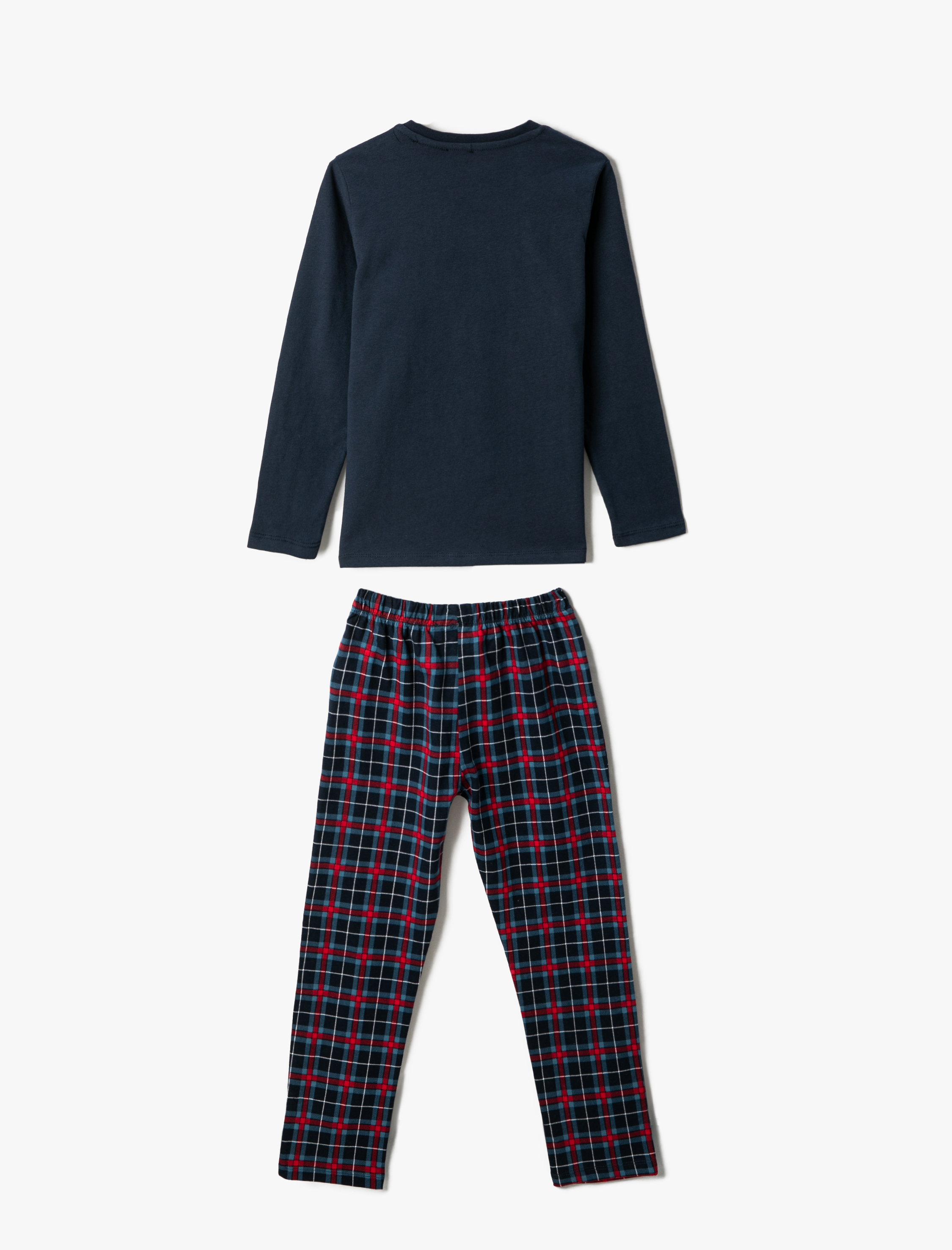   Yılbaşı Temalı Snoopy Baskılı Lisanslı Pijama Takımı