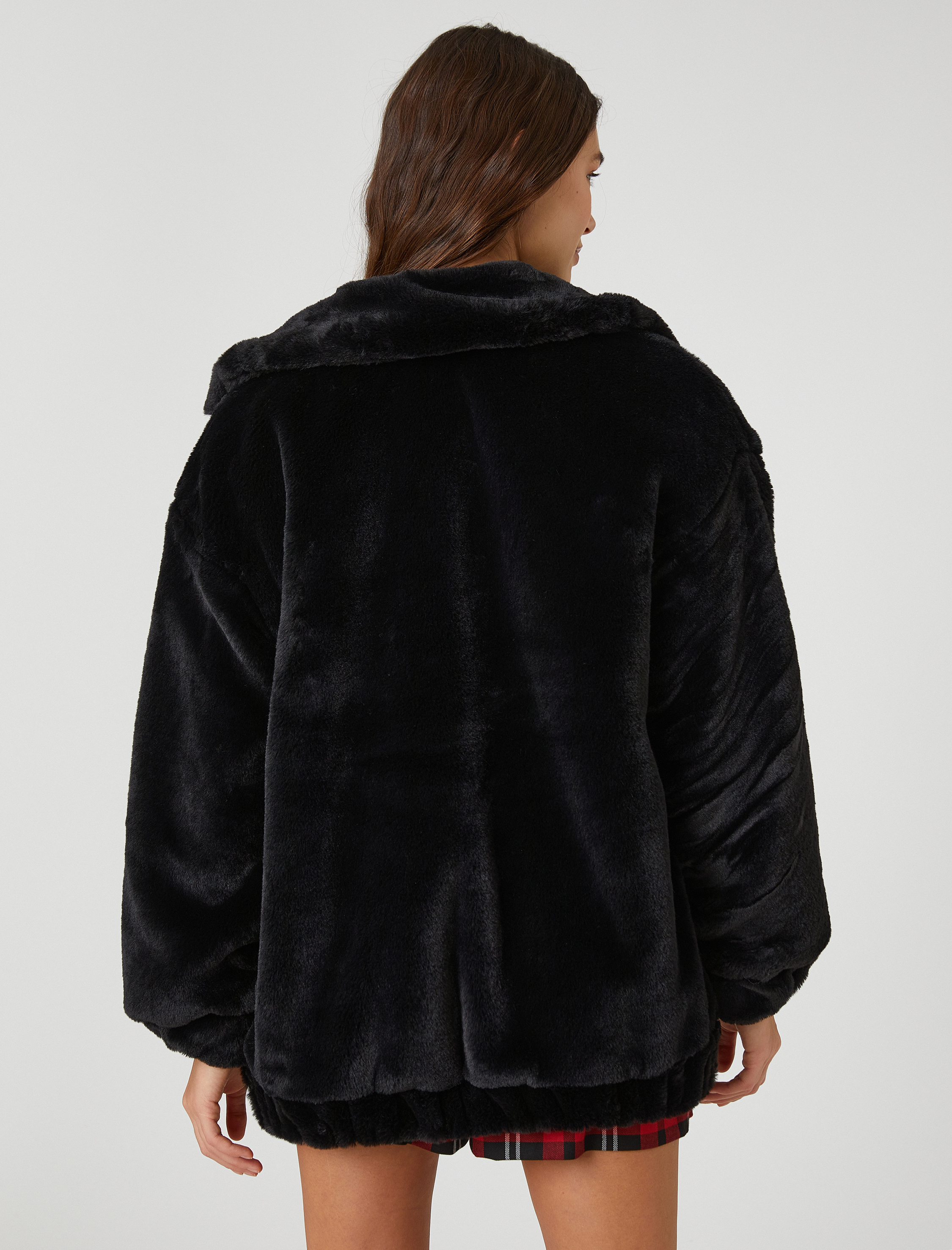 Peluş Mont Dik Yaka Cep Detaylı Uzun Kollu