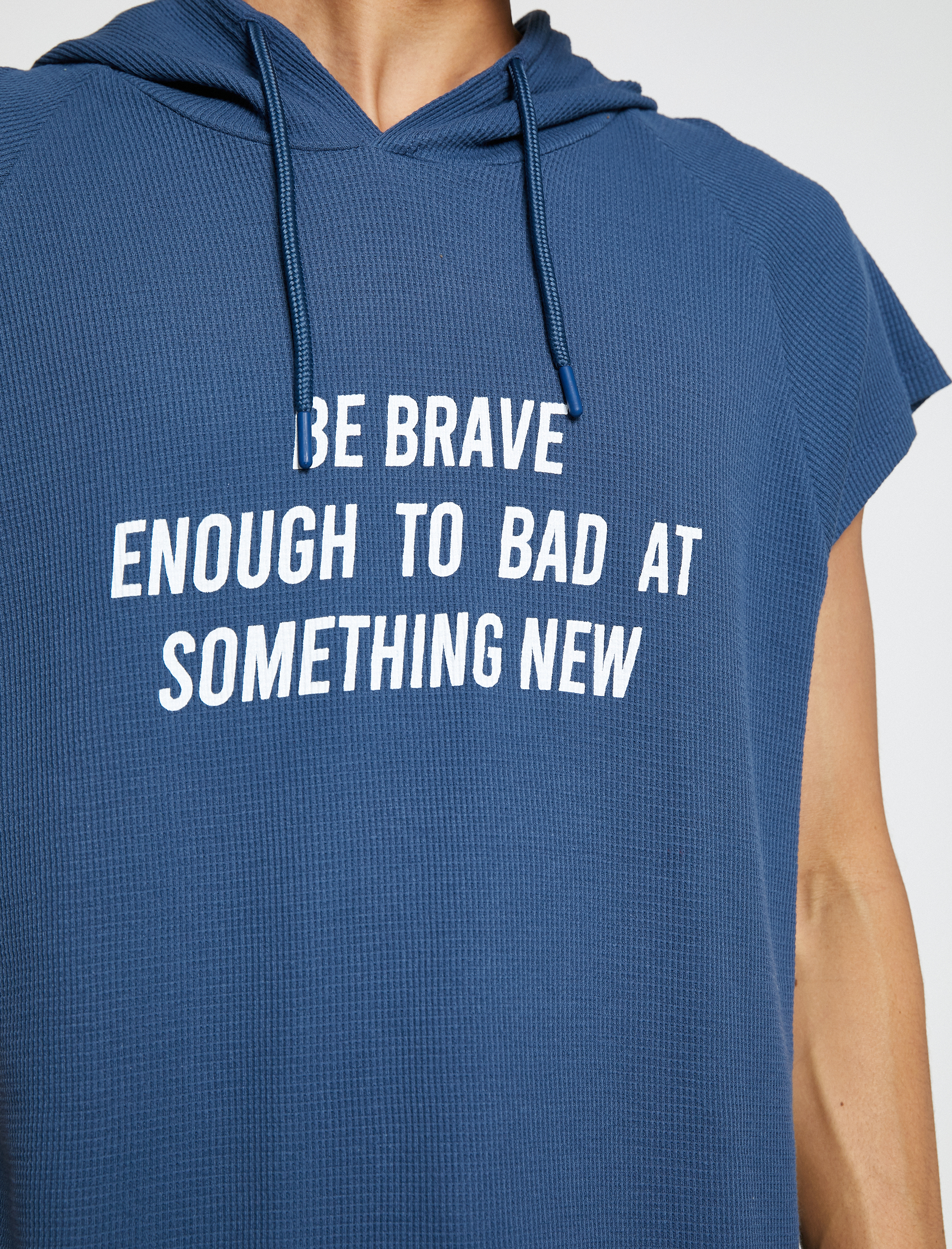   Basic Kapşonlu Spor Oversize Tişört Slogan Baskılı Kolsuz