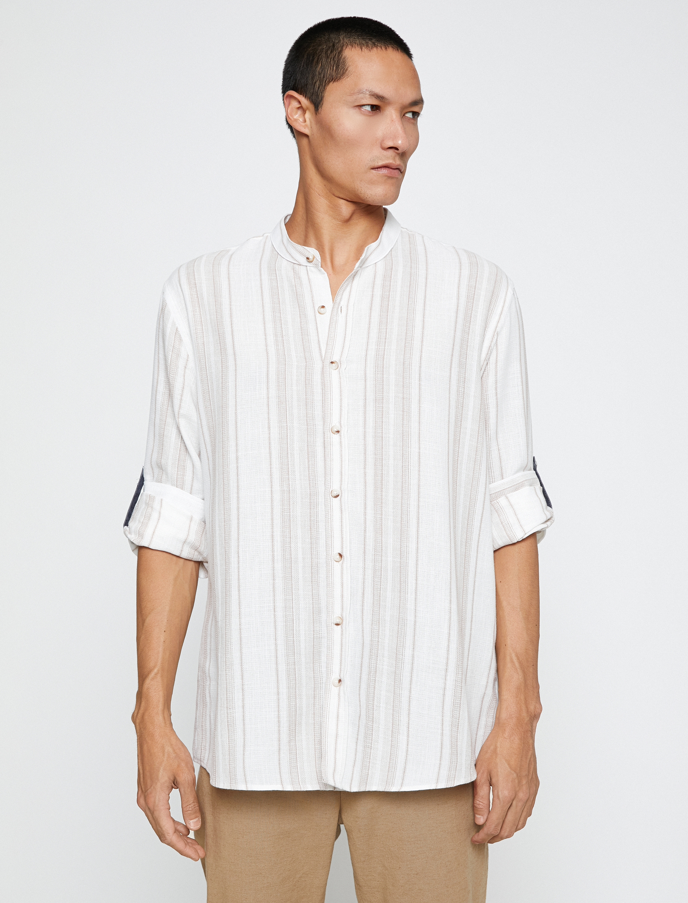   Hakim Yaka Gömlek Uzun Kollu Düğmeli