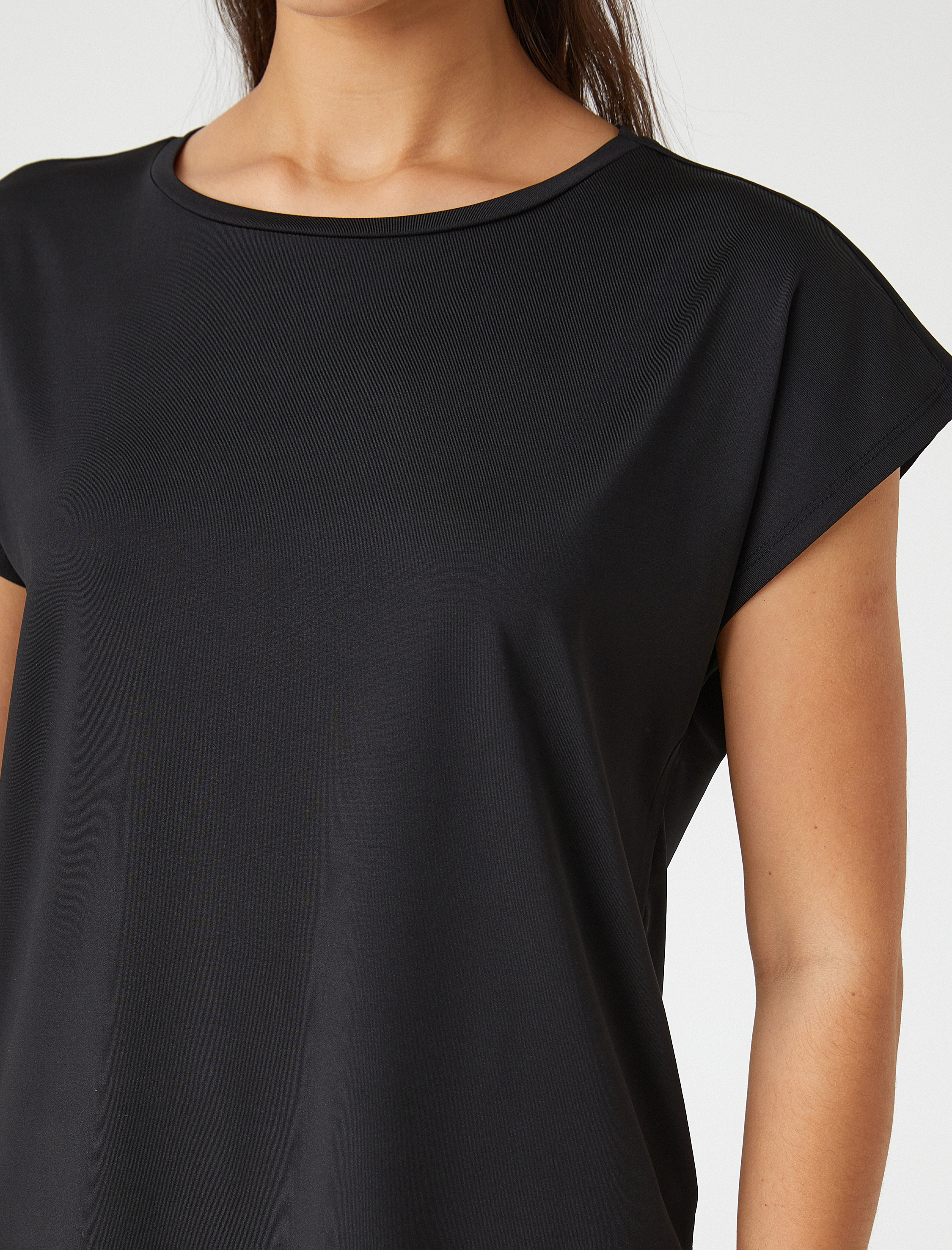   Minimal Baskılı Basic Spor Tişört