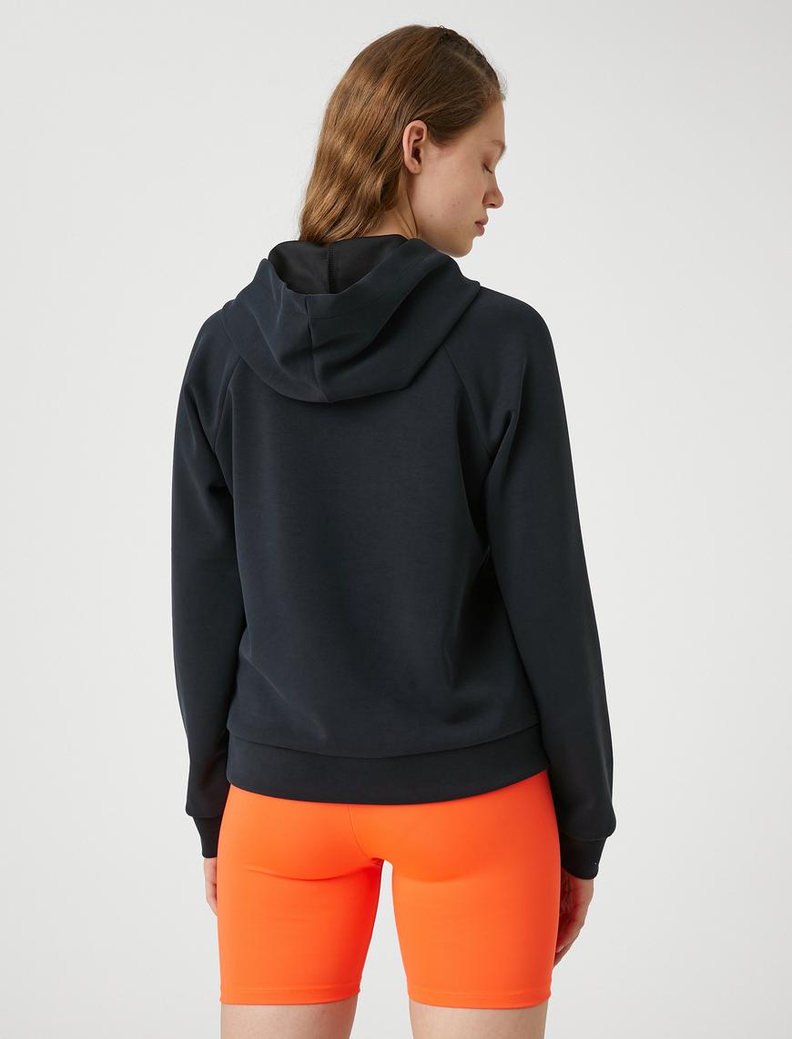   Kapüşonlu Sweatshirt Cep Detaylı Modal Karışımlı