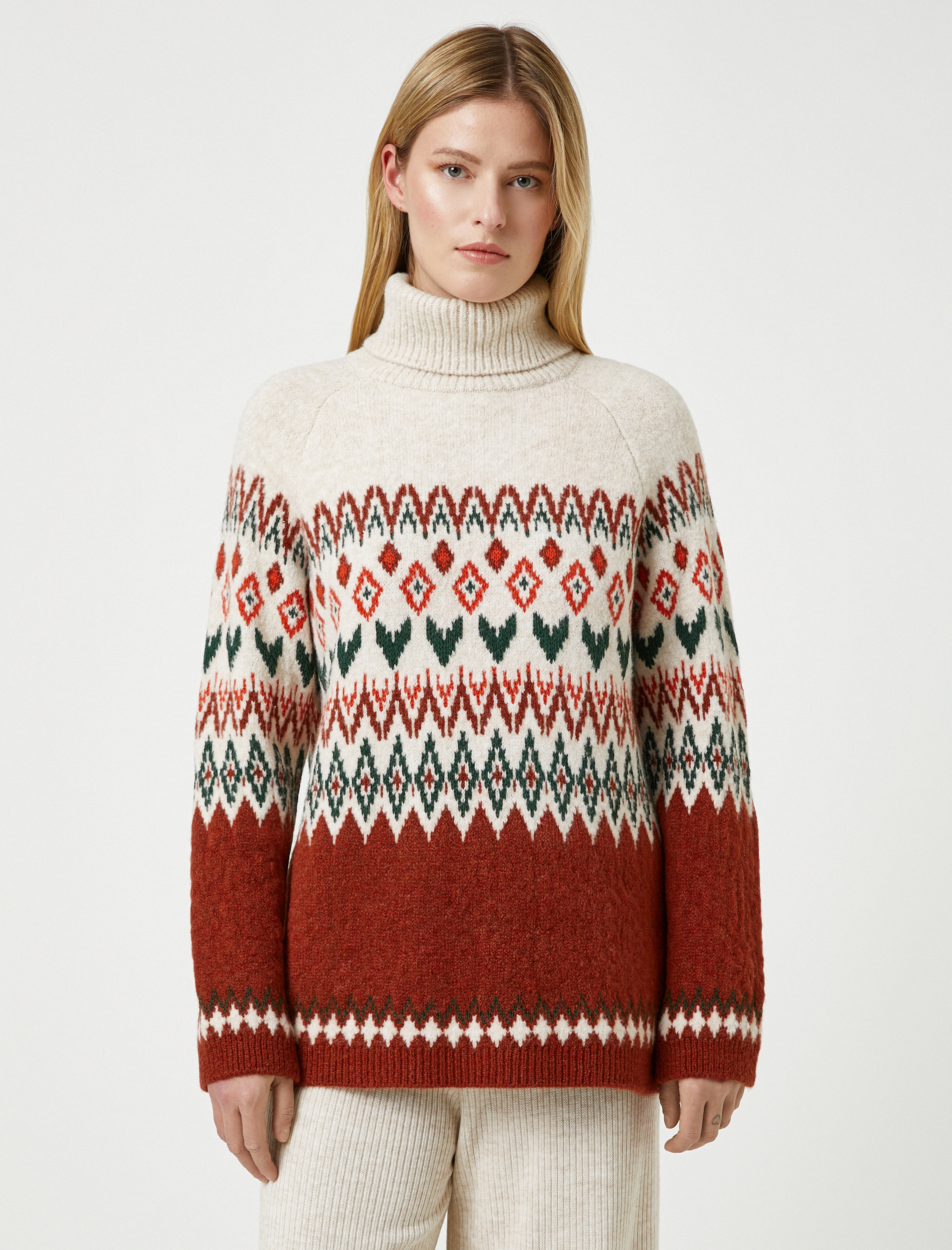   Koton X Şahika Ercümen - Boğazlı Yaka Örgü Kazak