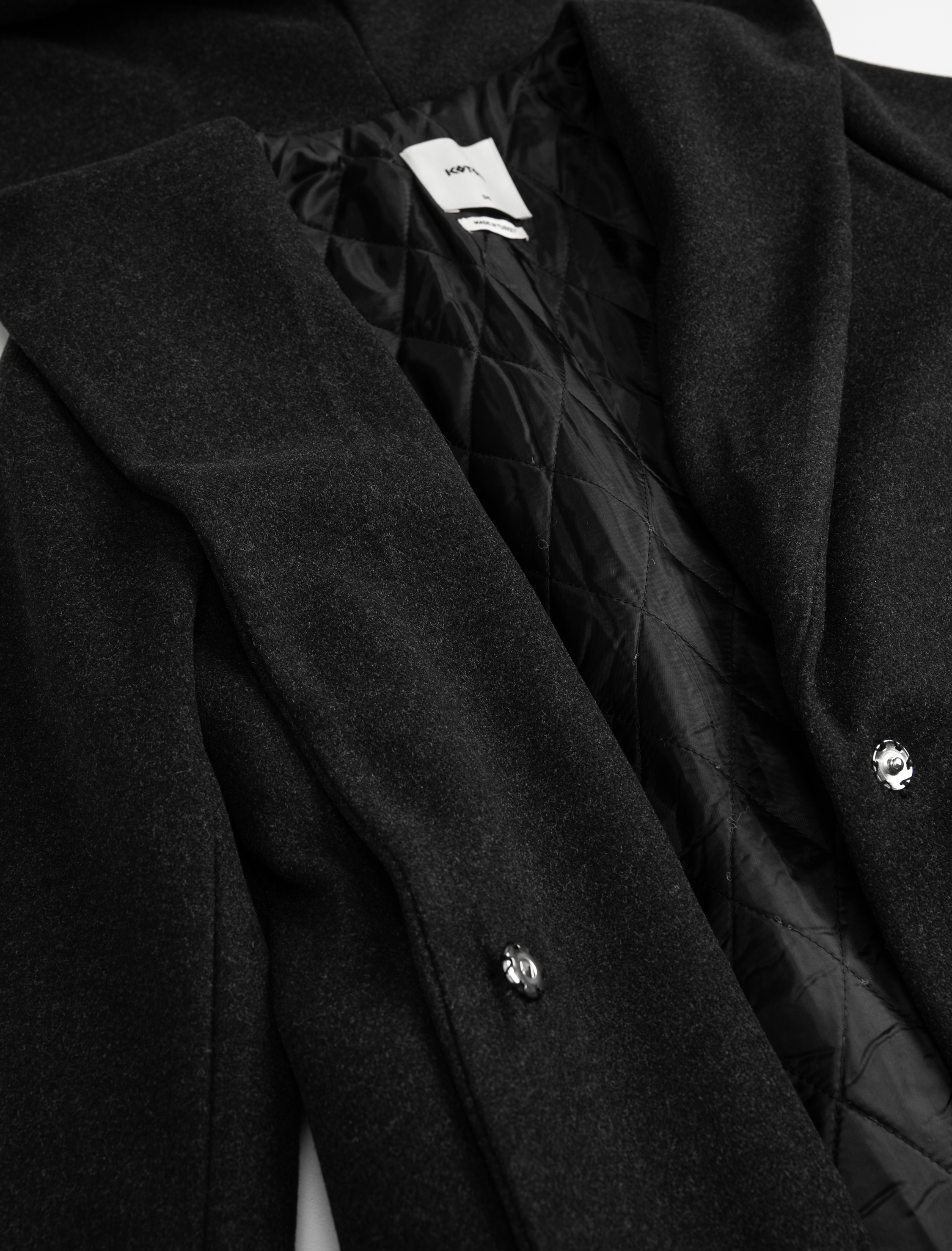   Kapüşonlu Uzun Kaşe Kaban Cepli Kuşaklı