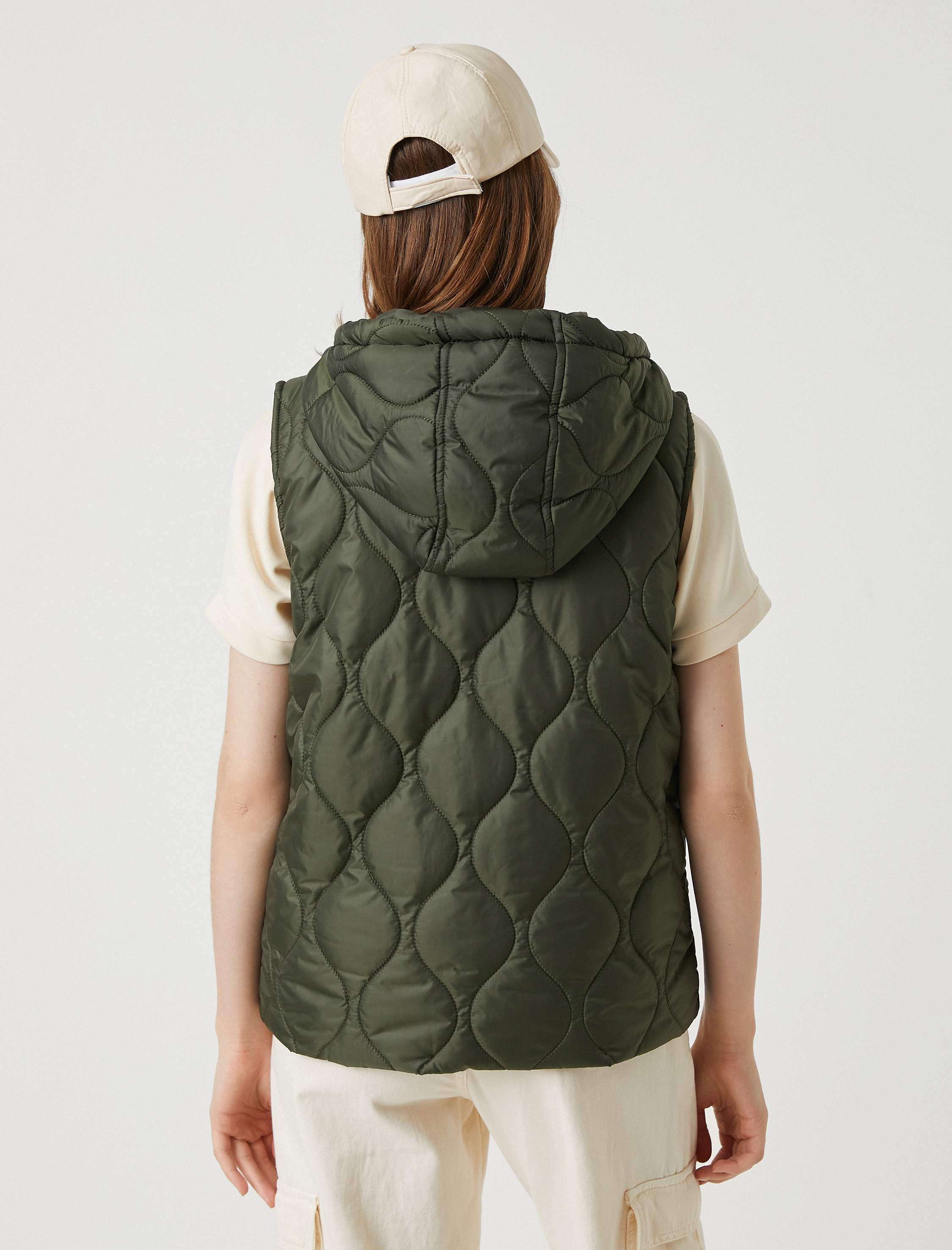   Kapitone Şişme Yelek Kapüşonlu Cepli