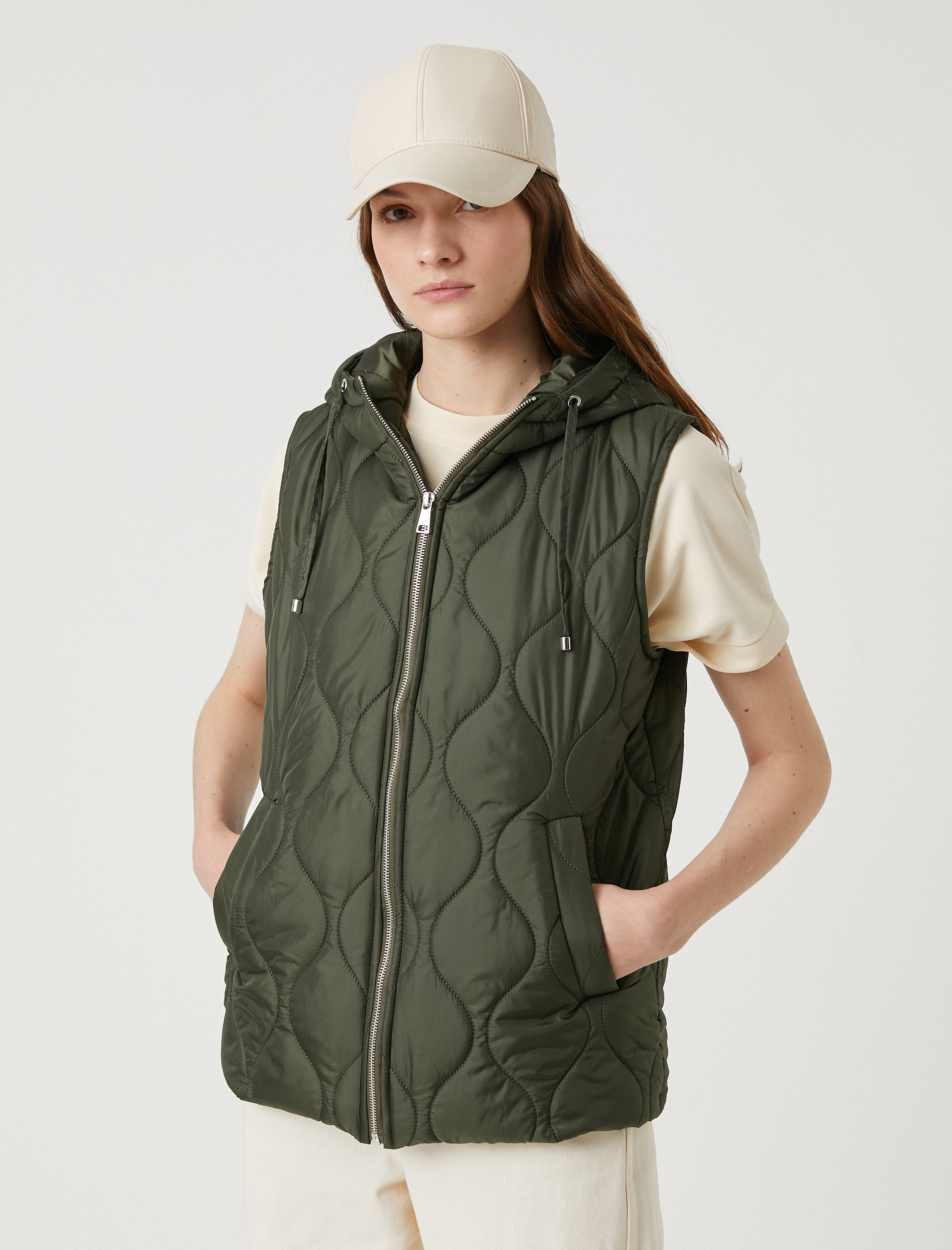   Kapitone Şişme Yelek Kapüşonlu Cepli