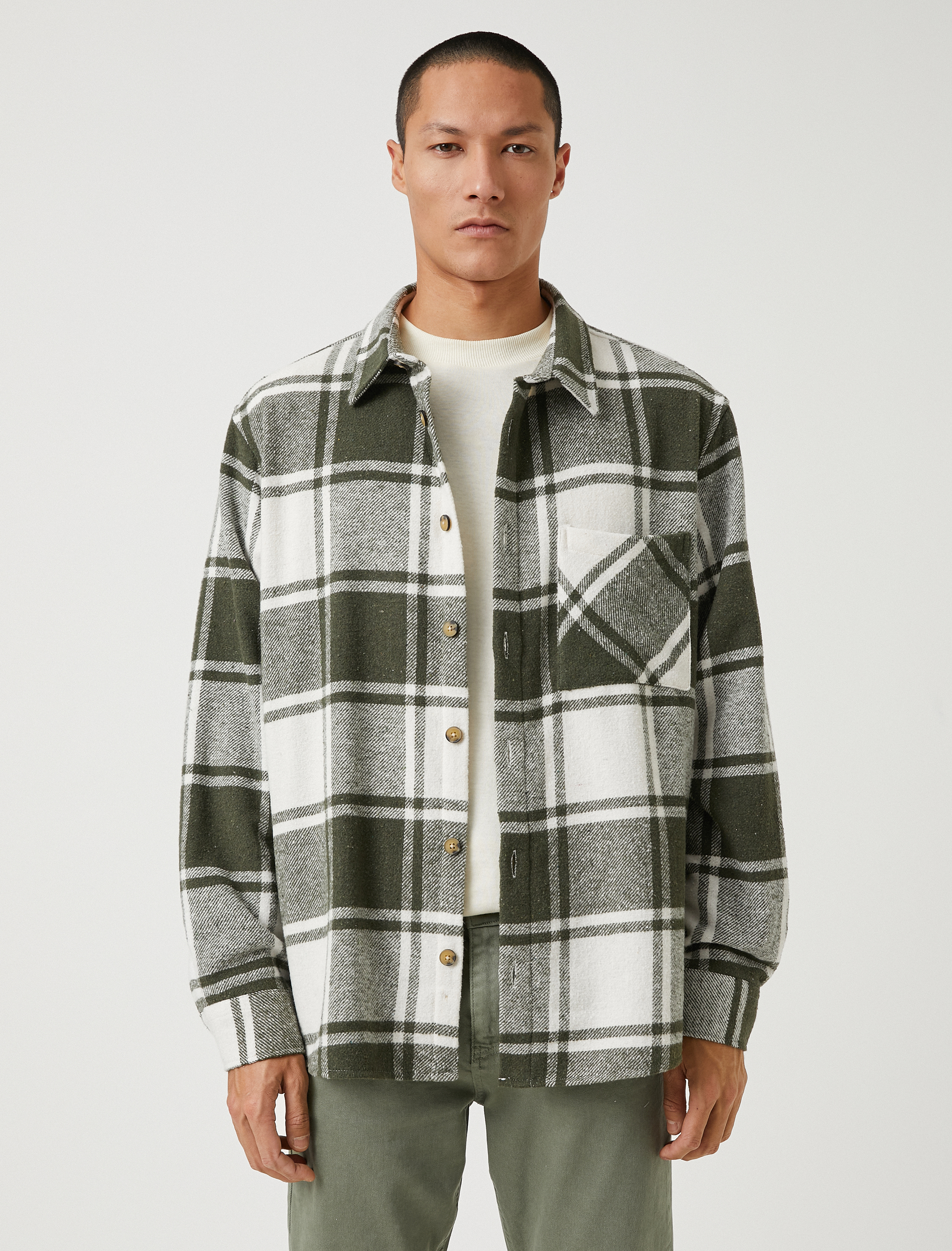   Ekoseli Oduncu Gömleği Cep Detaylı Düğmeli Uzun Kollu