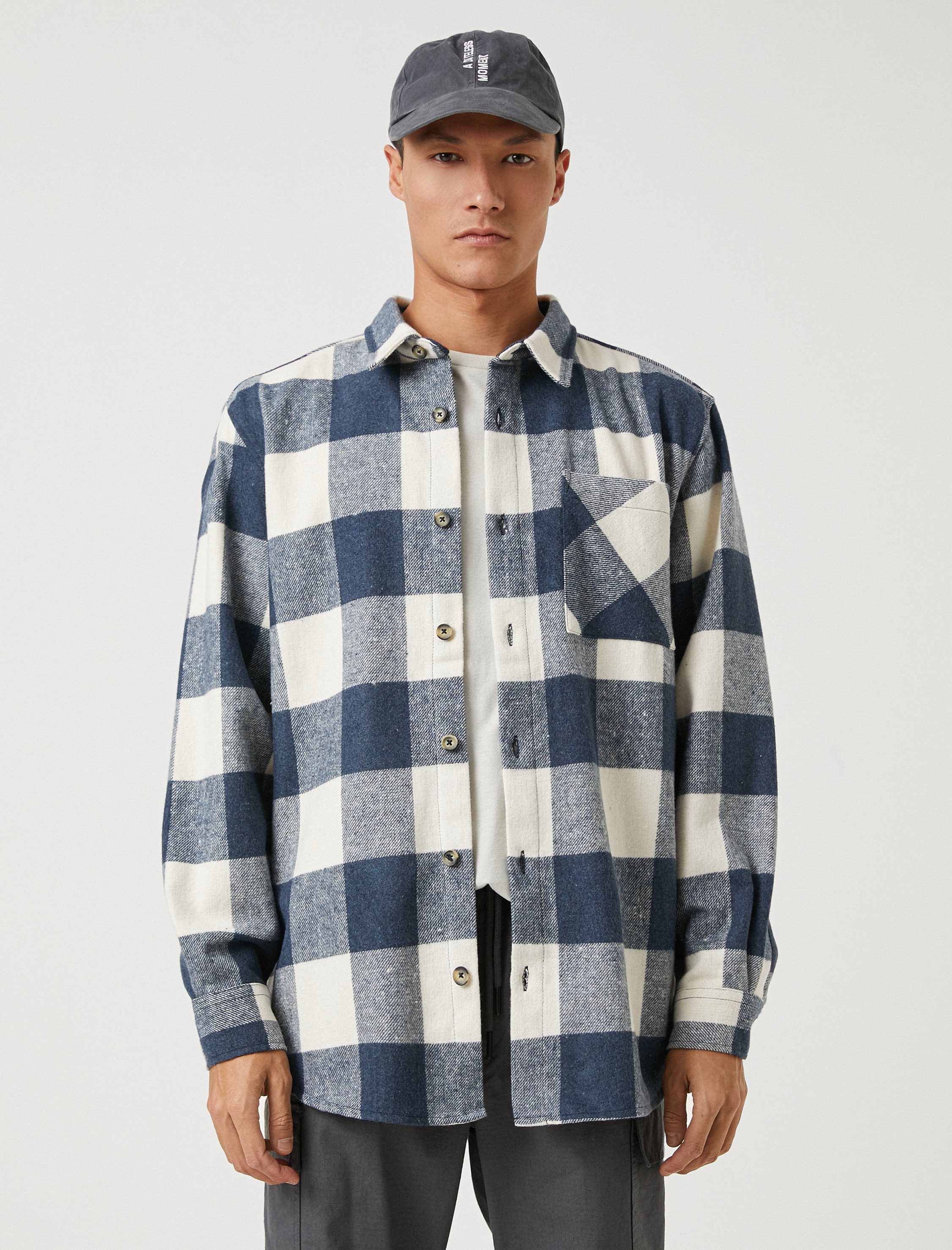   Ekoseli Oduncu Gömleği Cep Detaylı Klasik Yaka Uzun Kollu