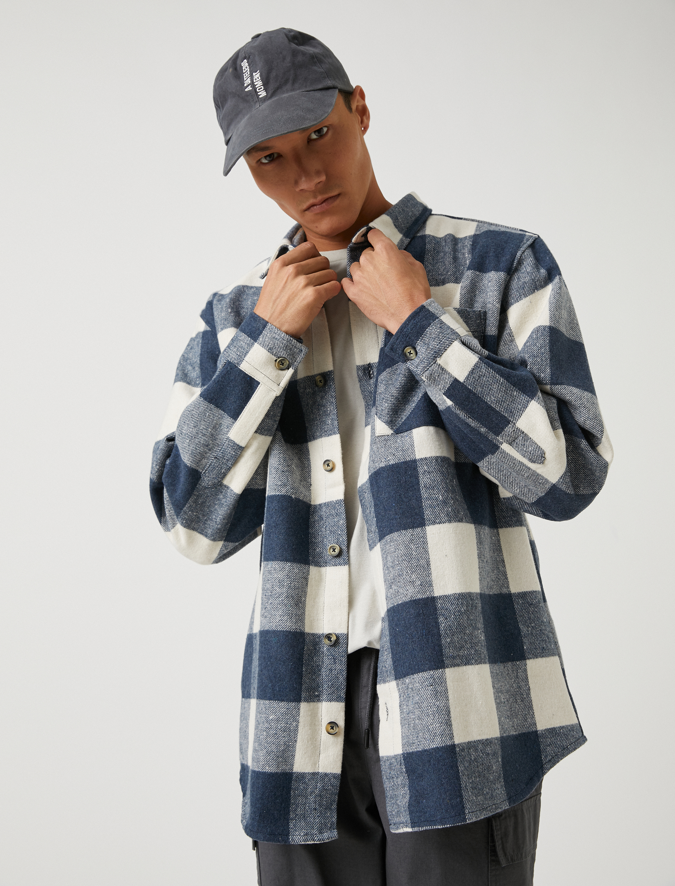   Ekoseli Oduncu Gömleği Cep Detaylı Klasik Yaka Uzun Kollu