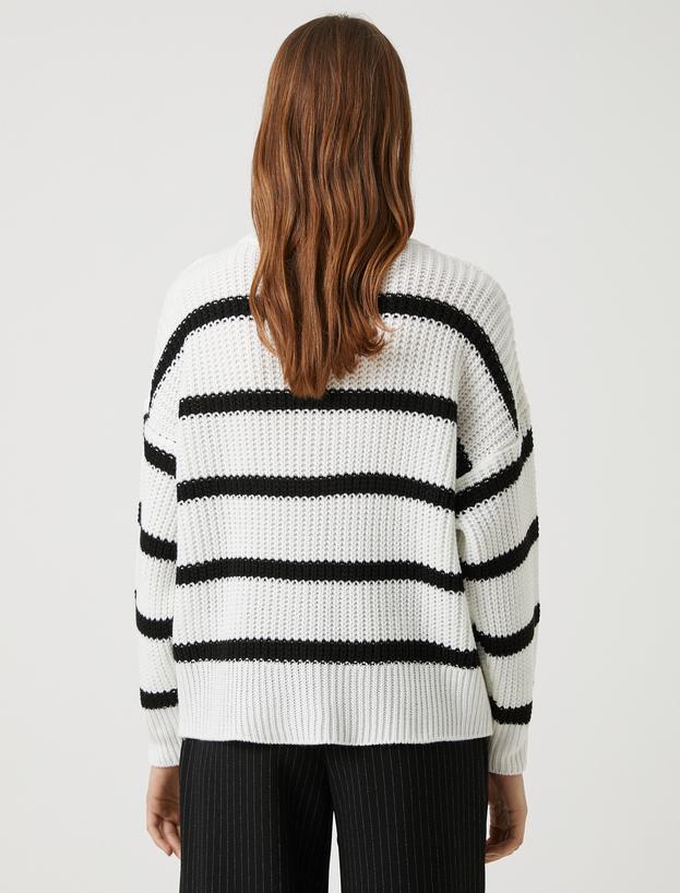   Oversize Kazak Relax Fit Balıkçı Yaka