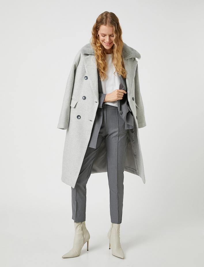  Oversize Kruvaze Kaşe Kaban Yakası Çıkarılabilir Peluş Detaylı Cepli