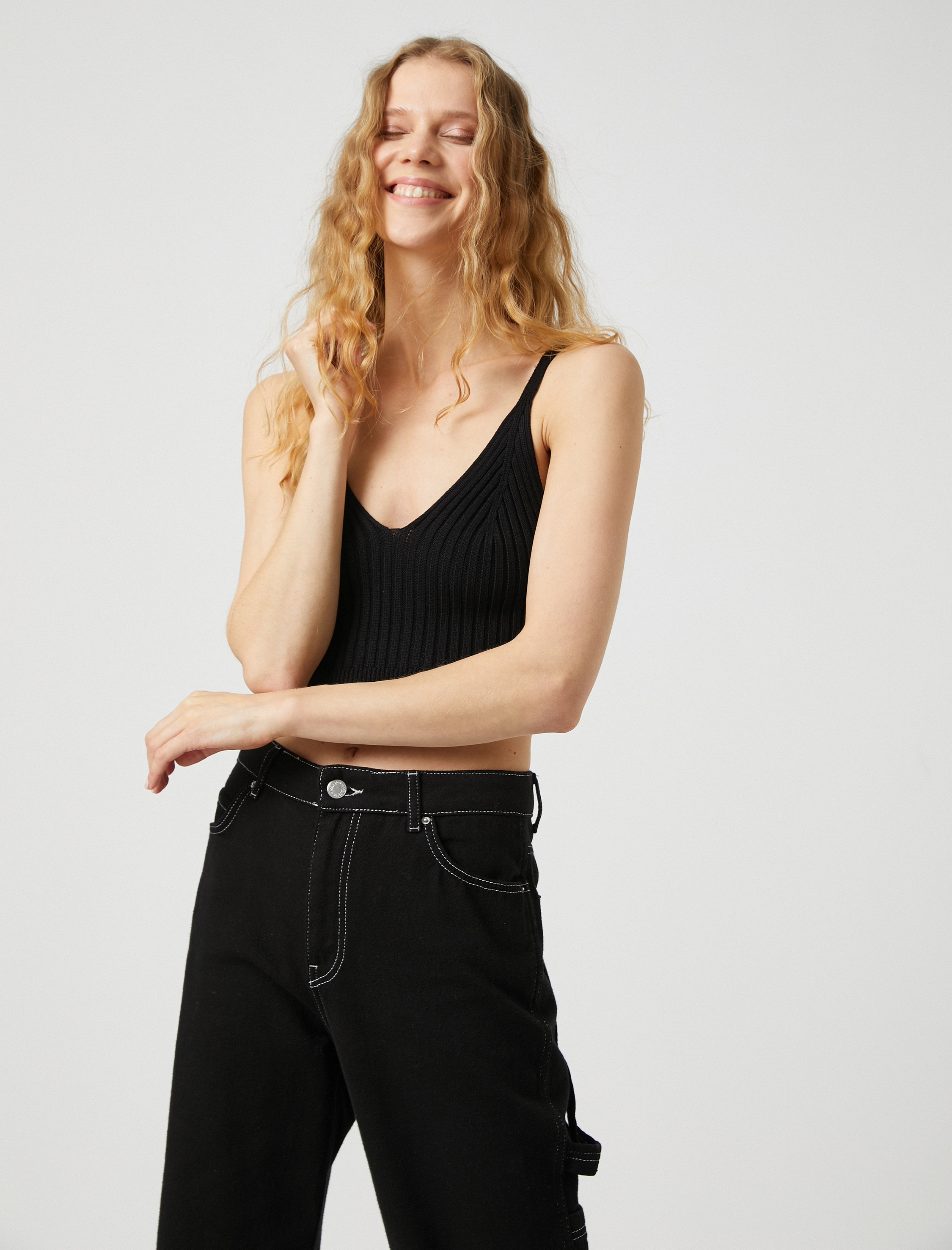   Crop Triko Atlet Askılı V Yaka